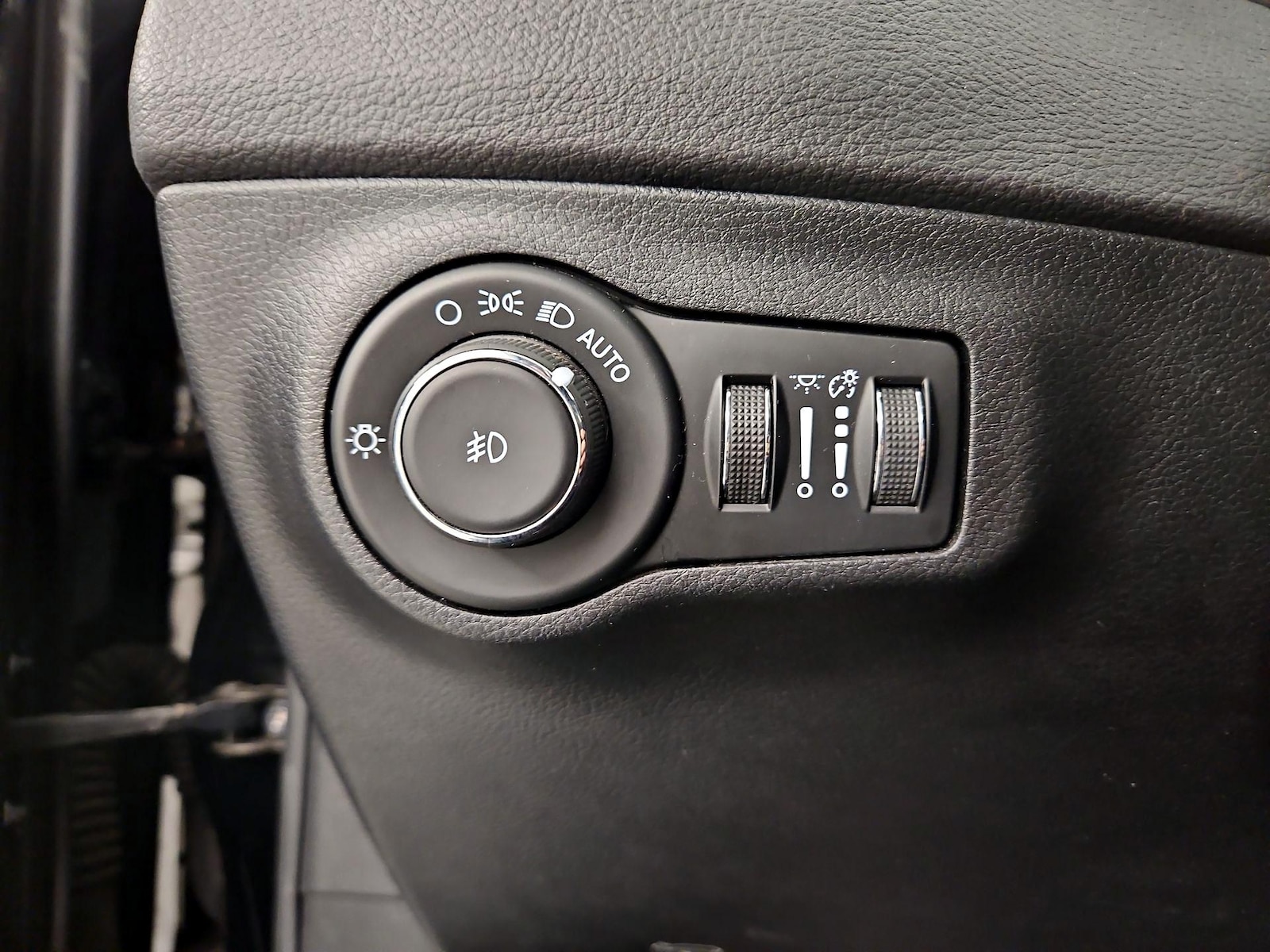 2021 Jeep Compass Limited - Photo 14
