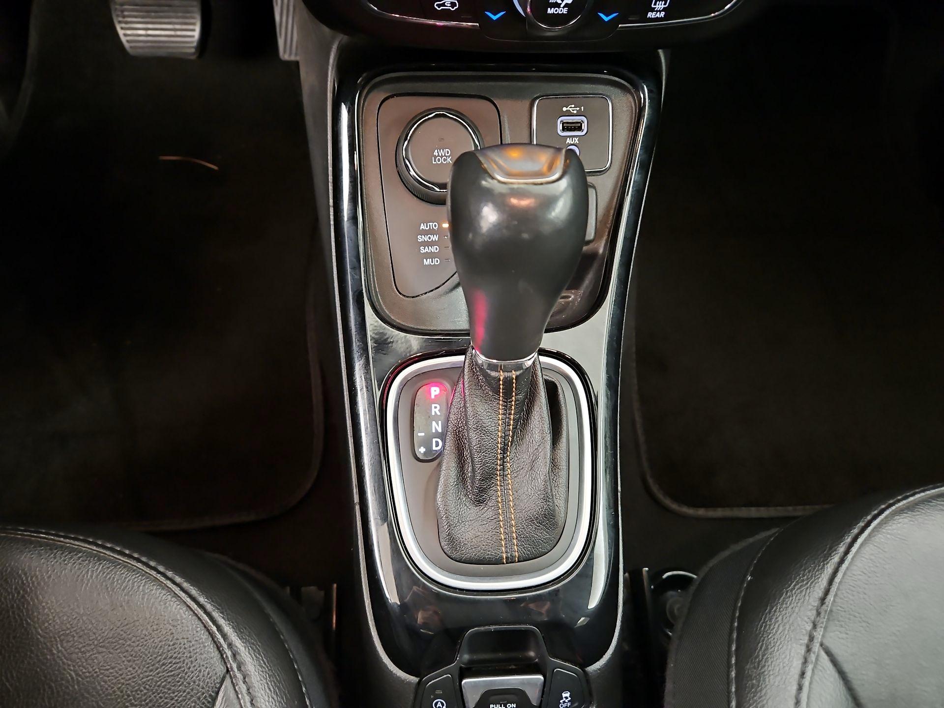 Thumbnail: 2021 Jeep Compass - 17