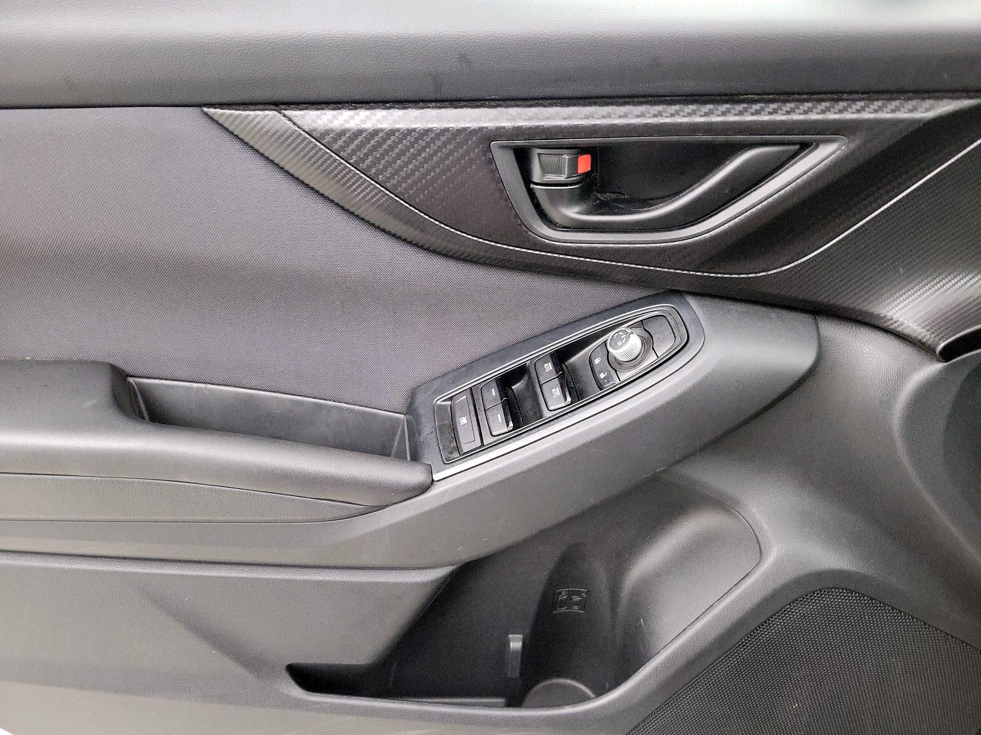 Thumbnail: 2020 Subaru Crosstrek - 12