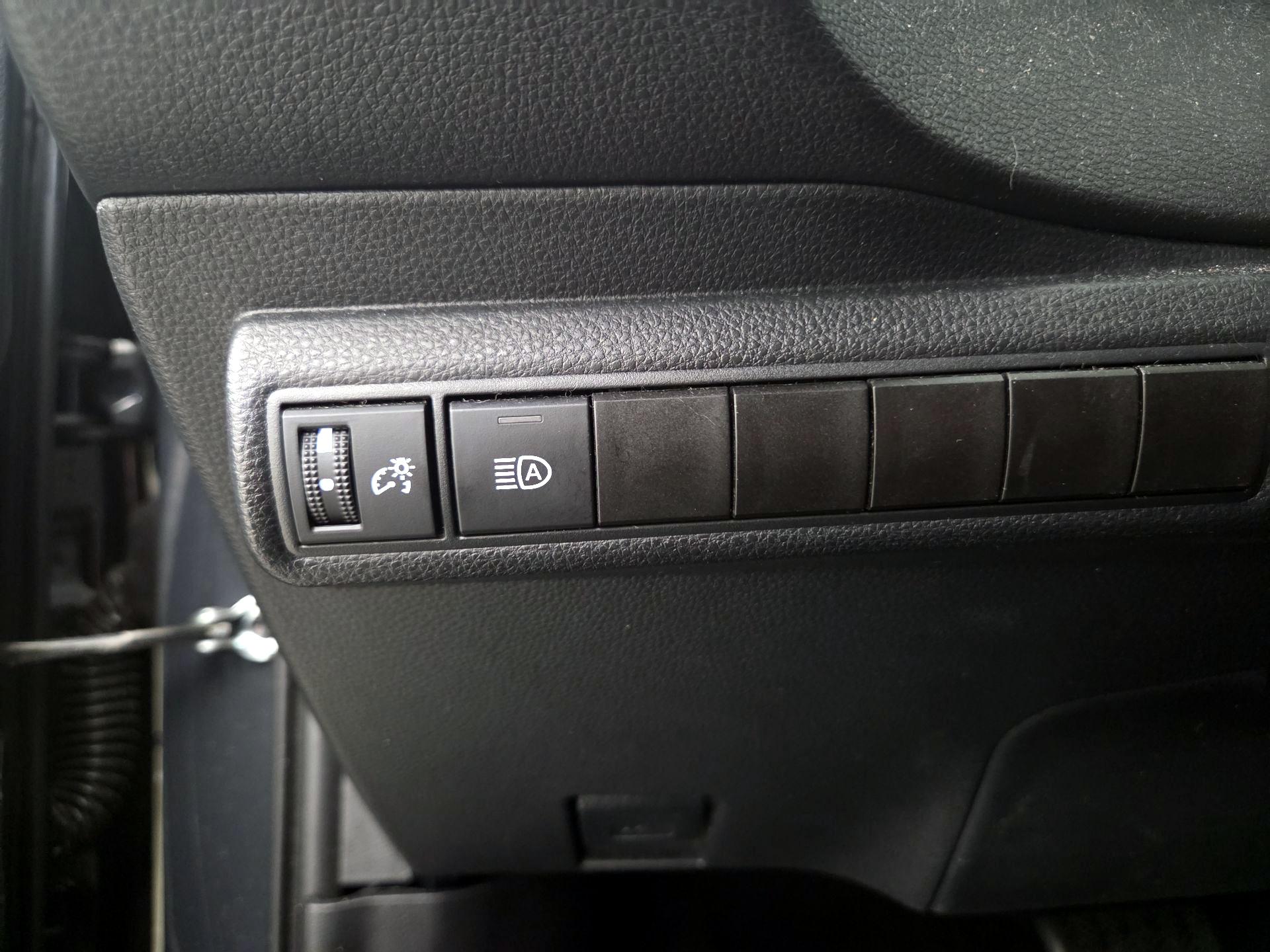 Thumbnail: 2024 Toyota Corolla - 13