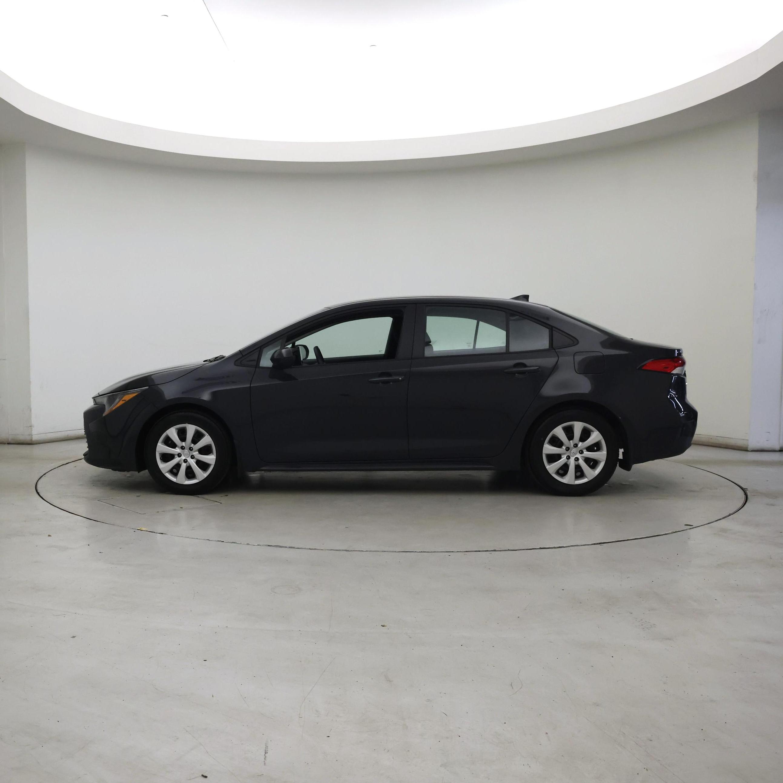 Thumbnail: 2024 Toyota Corolla - 3