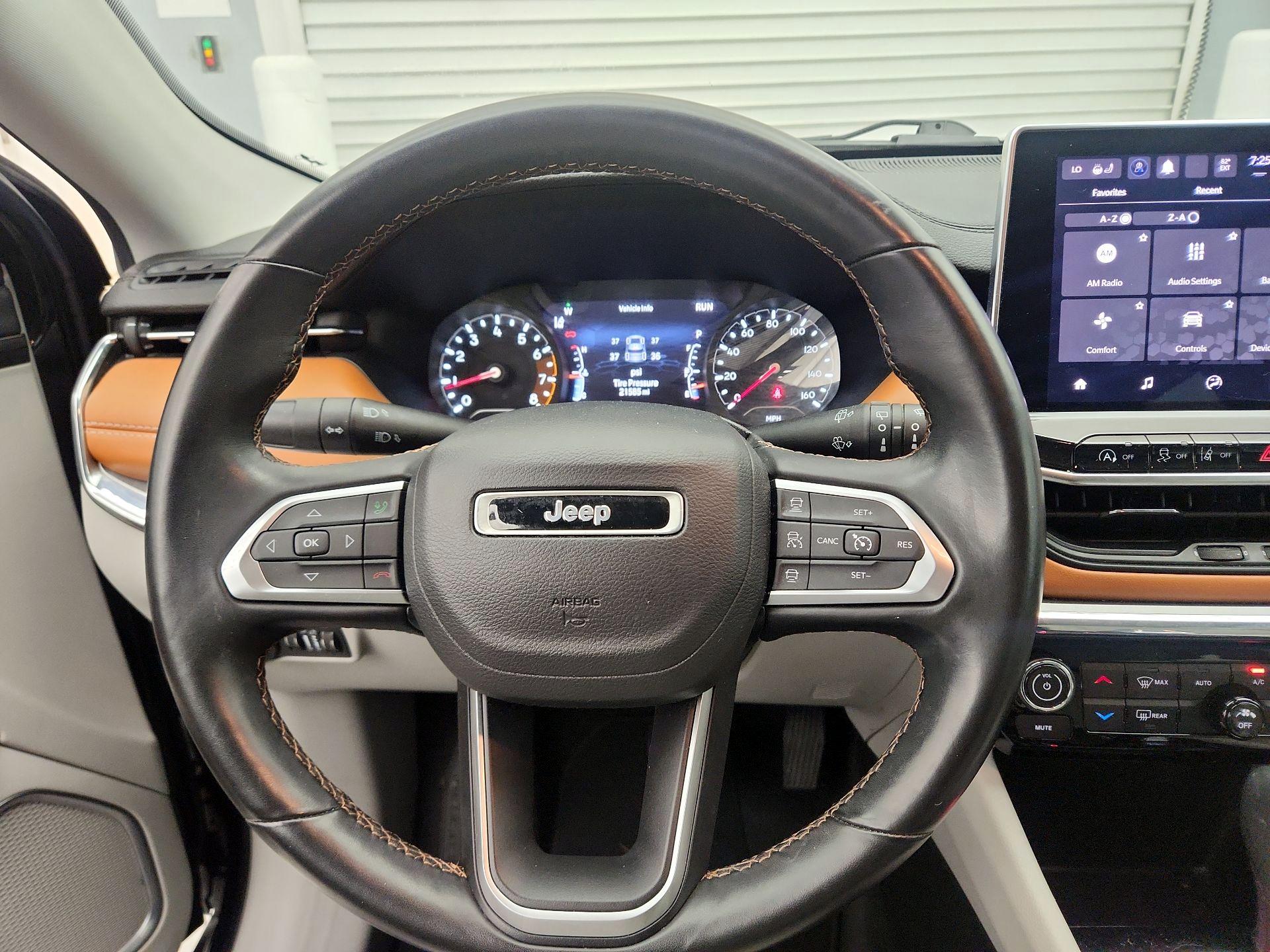 Thumbnail: 2022 Jeep Compass - 10