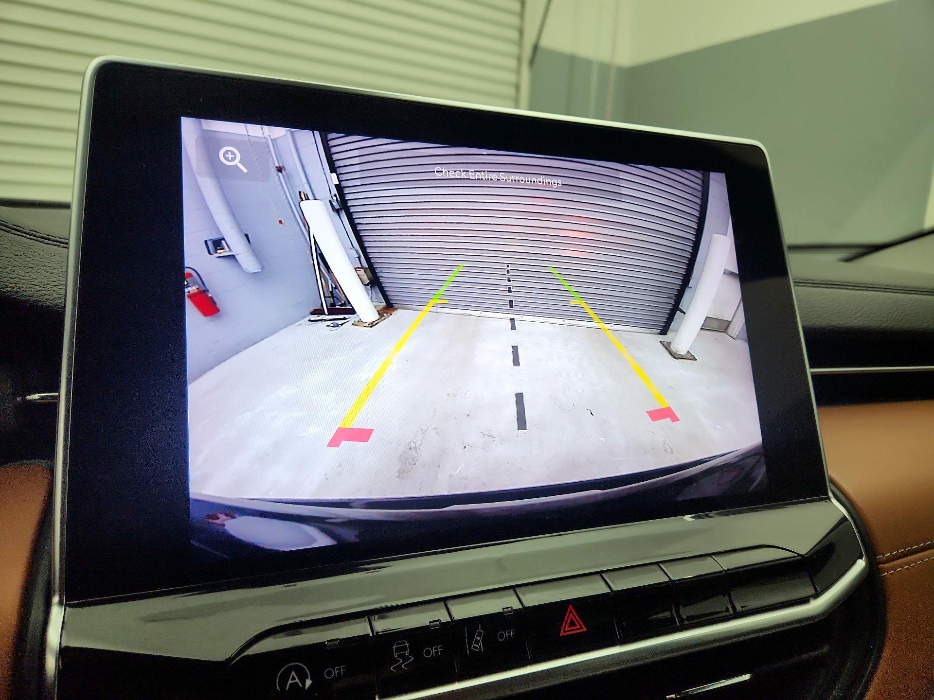 Thumbnail: 2022 Jeep Compass - 14