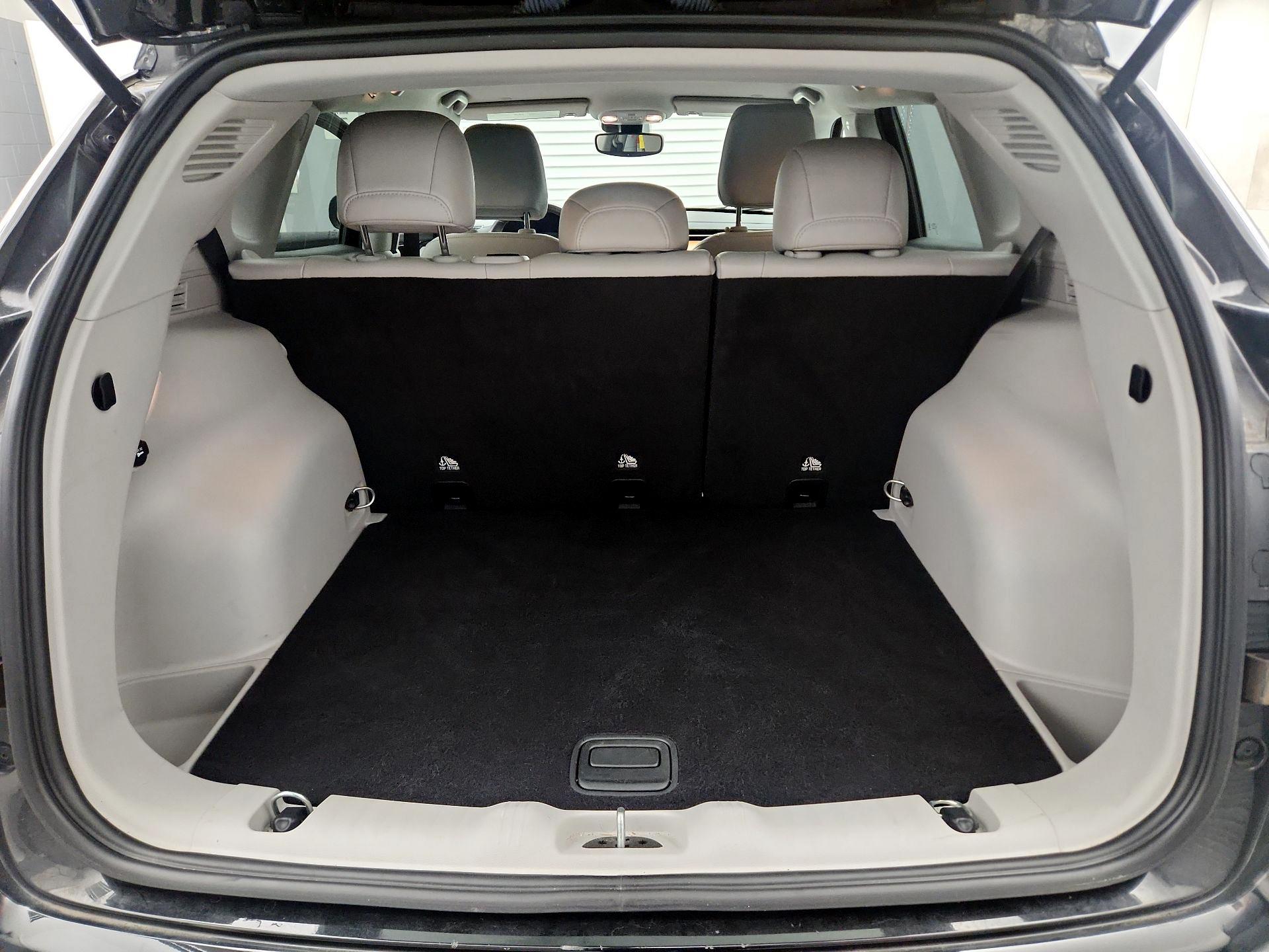 Thumbnail: 2022 Jeep Compass - 20