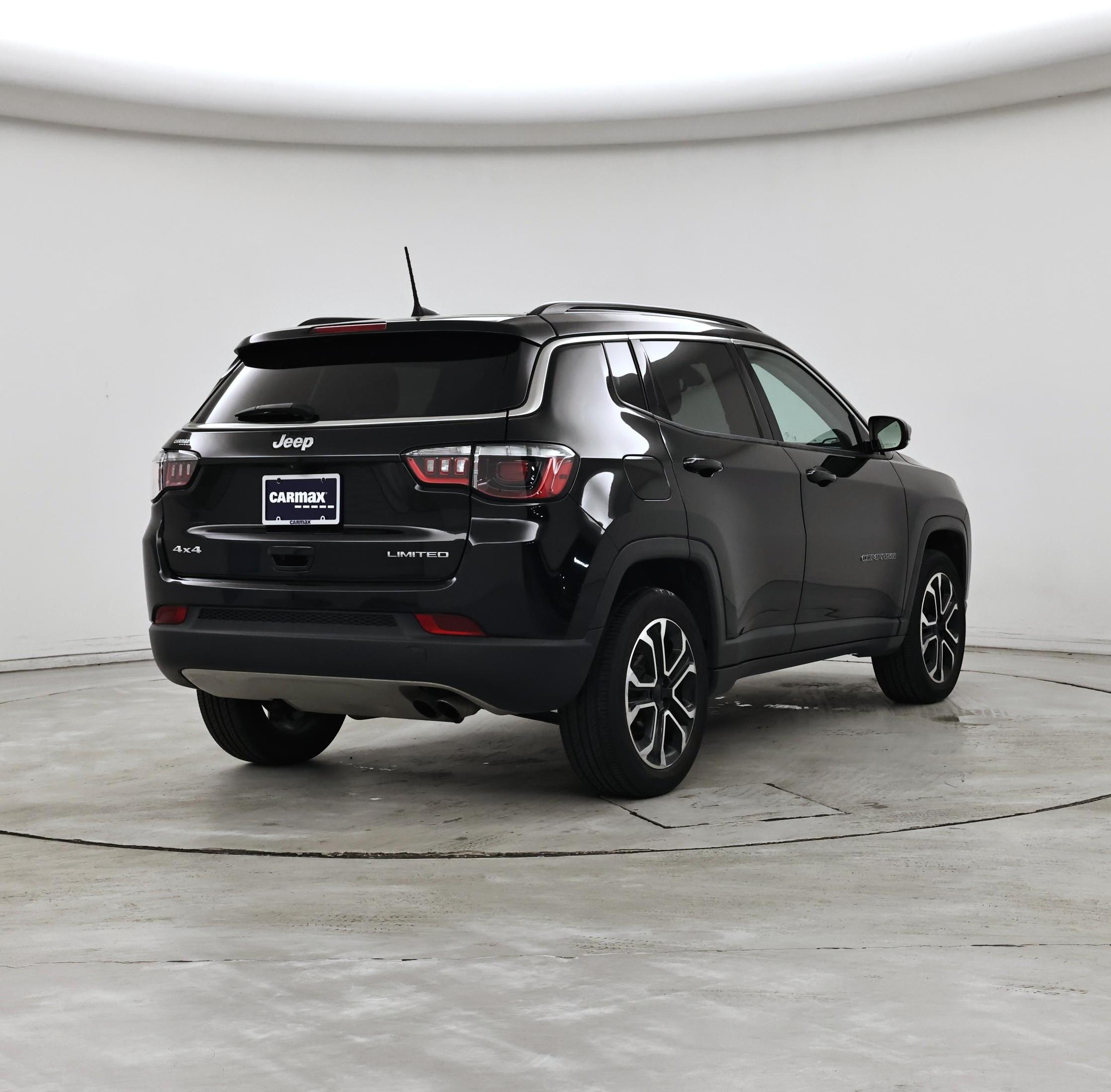 Thumbnail: 2022 Jeep Compass - 8