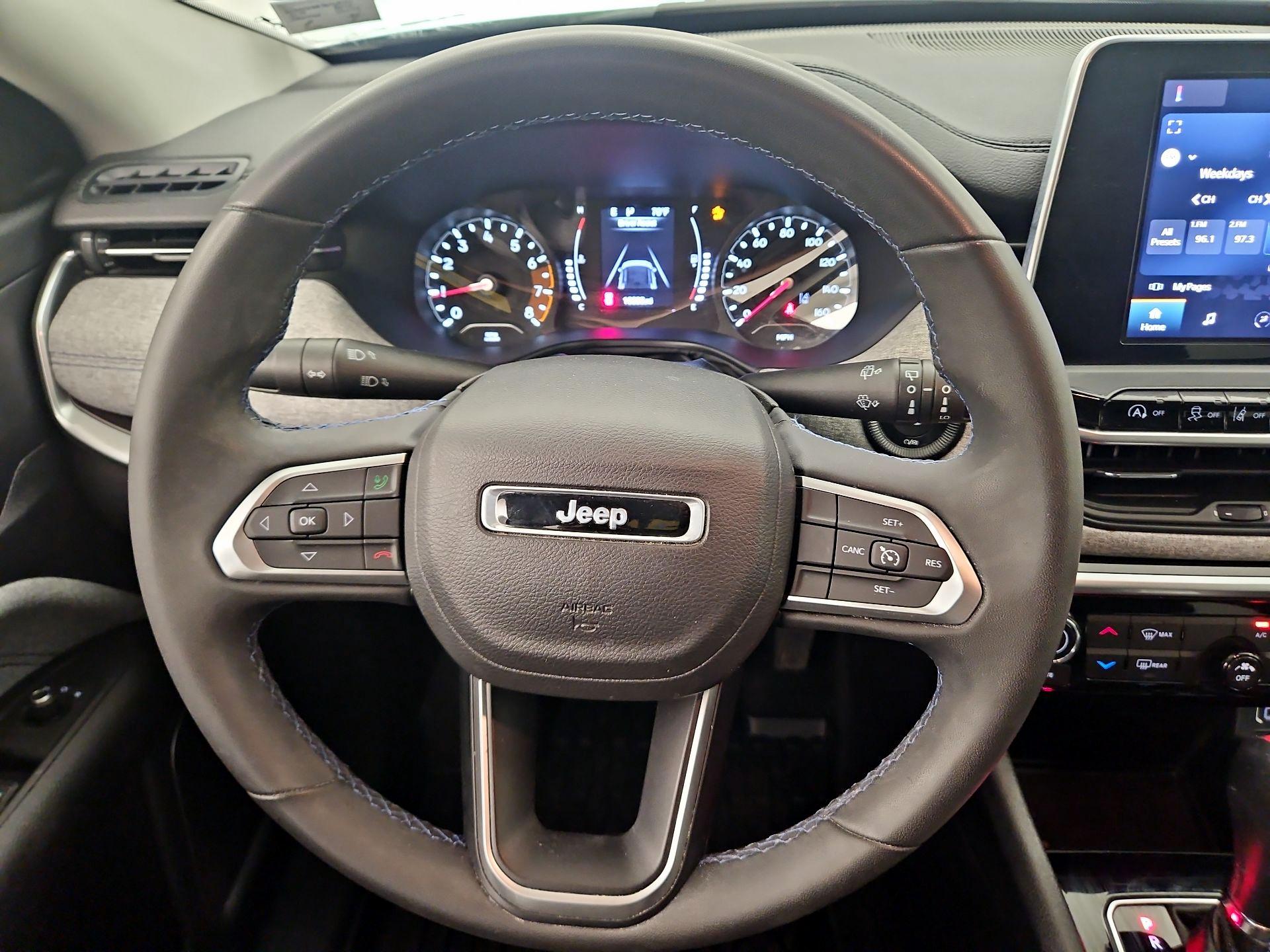 Thumbnail: 2022 Jeep Compass - 10