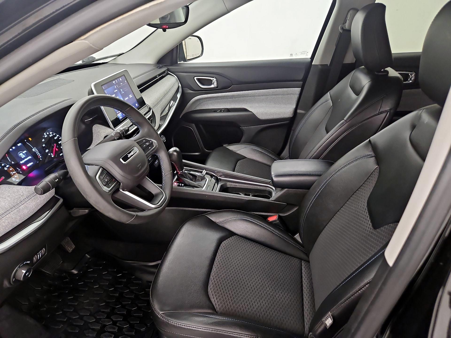 Thumbnail: 2022 Jeep Compass - 11