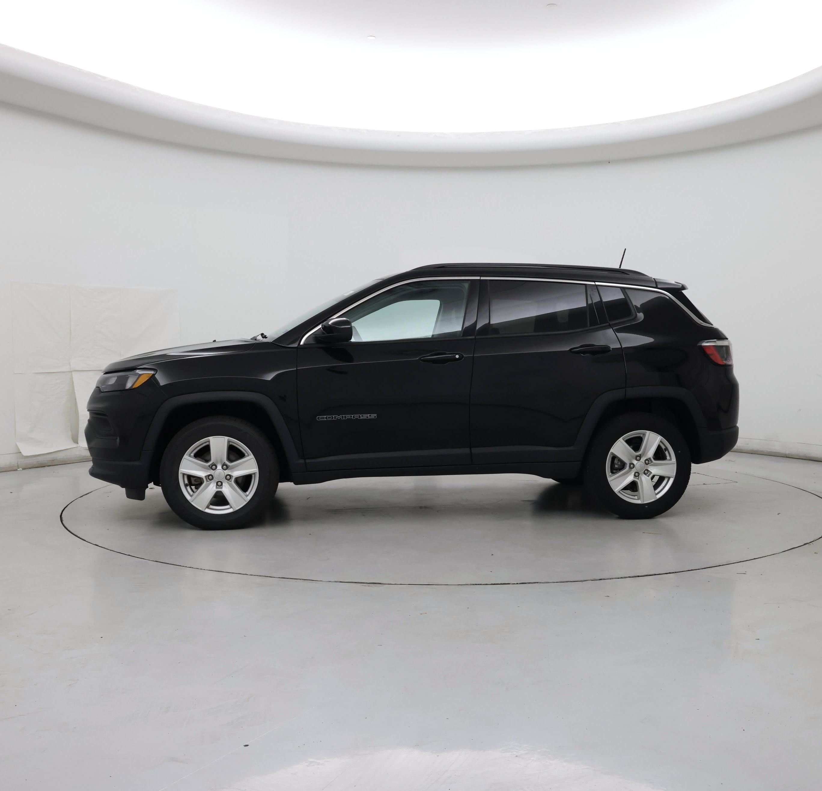 Thumbnail: 2022 Jeep Compass - 3