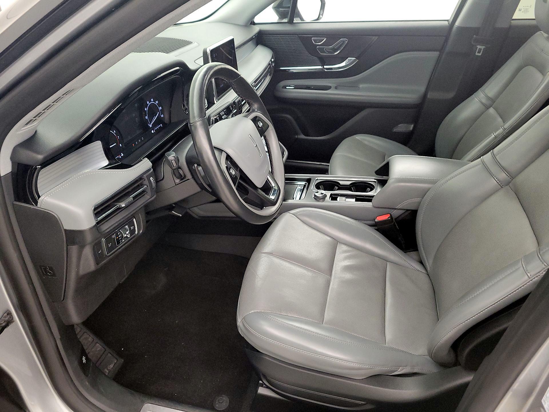 Thumbnail: 2022 Lincoln Corsair - 9