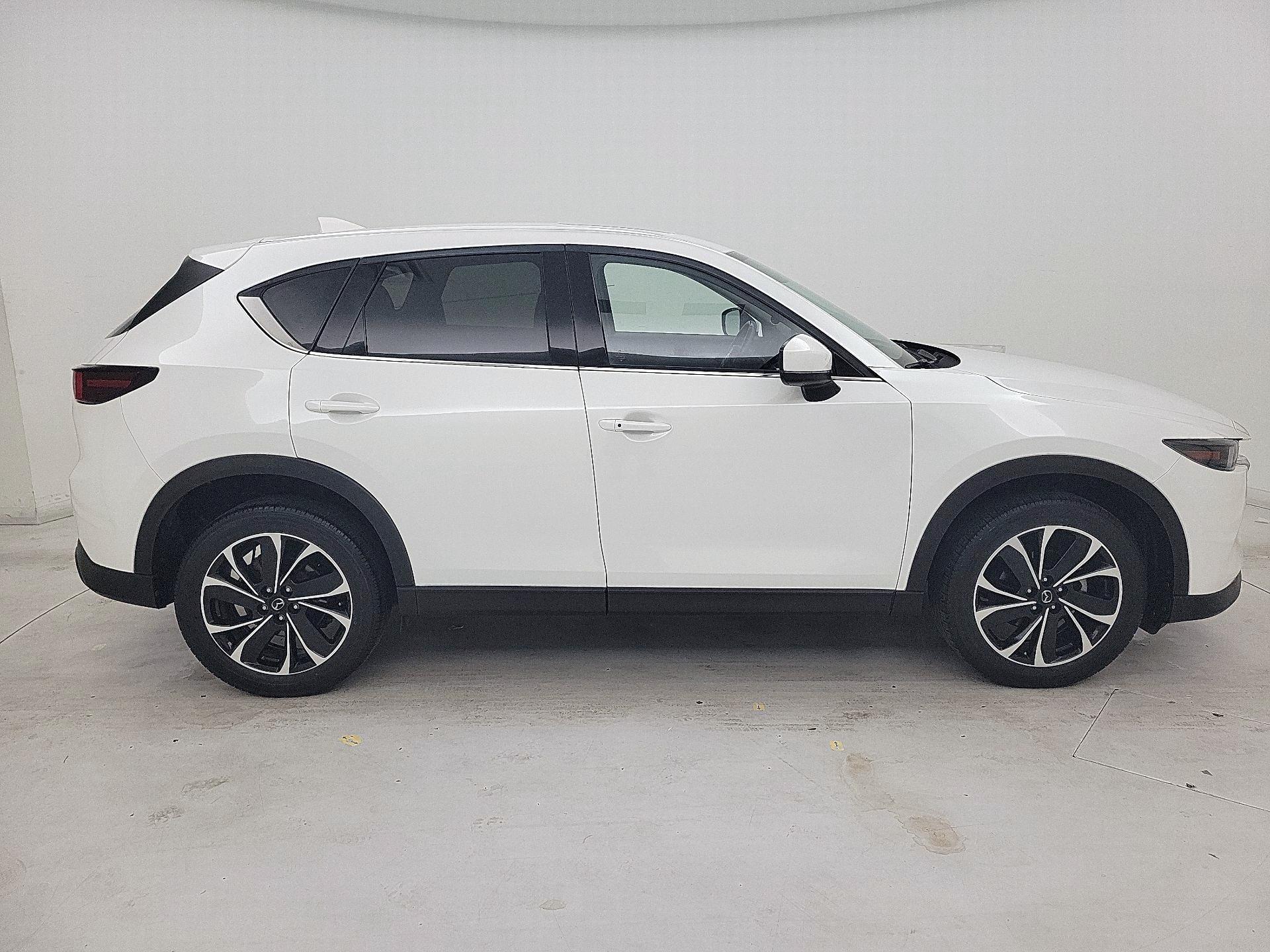 Thumbnail: 2022 Mazda CX-5 - 4