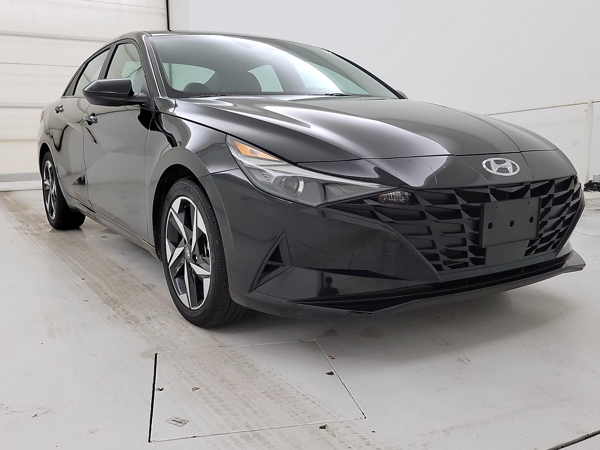 Thumbnail: 2023 Hyundai Elantra - 1