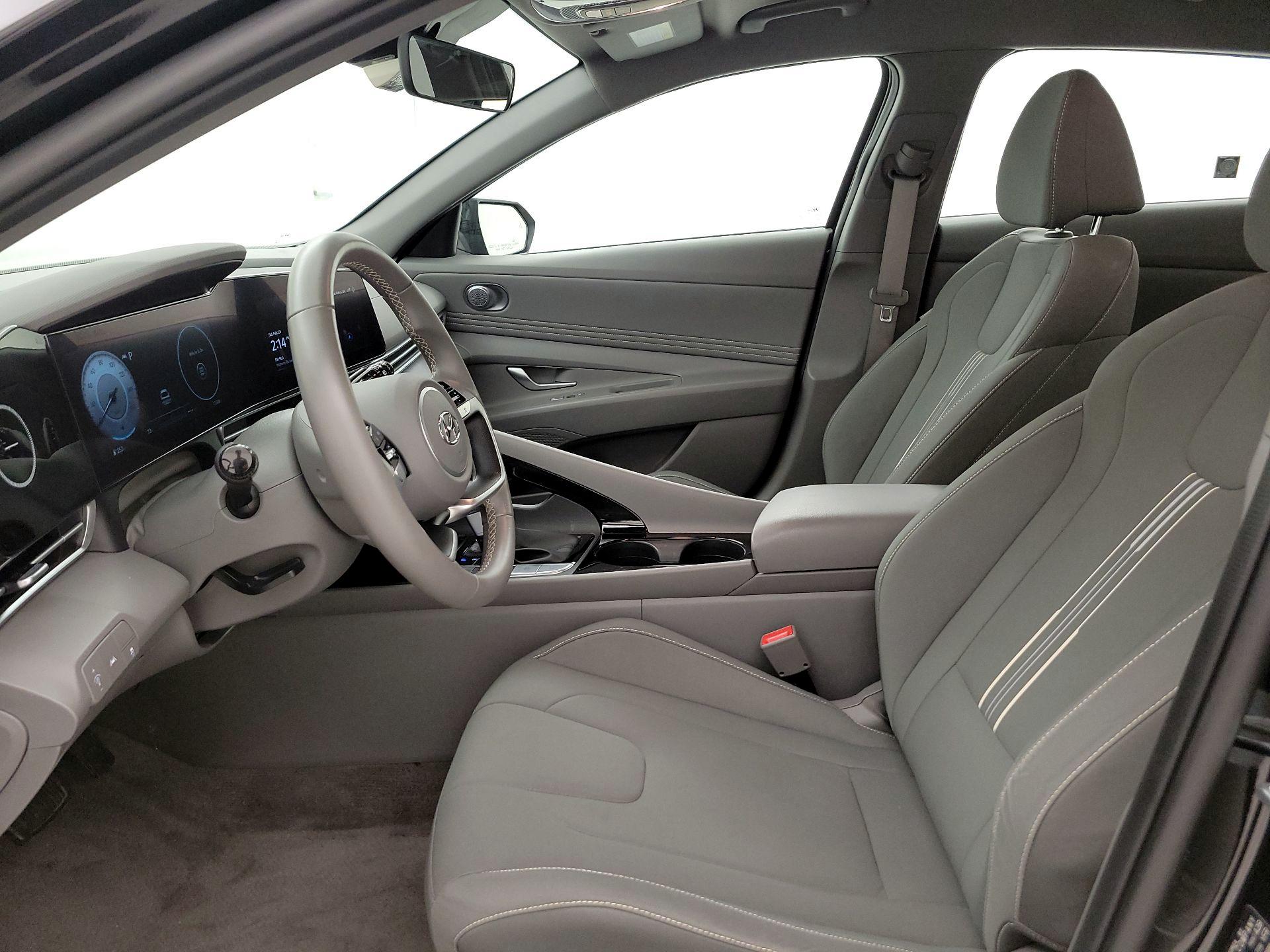 Thumbnail: 2023 Hyundai Elantra - 9