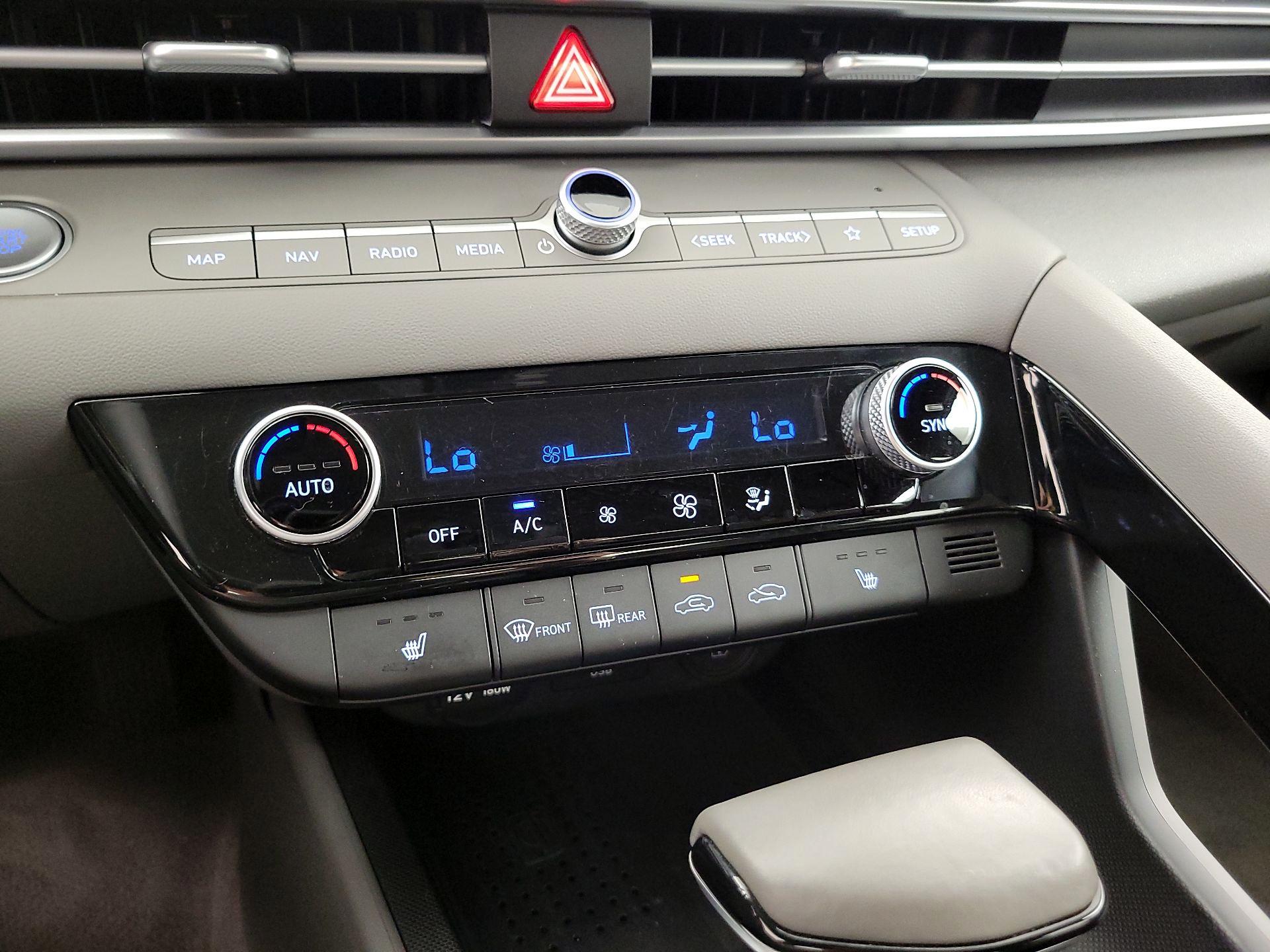 Thumbnail: 2023 Hyundai Elantra - 15