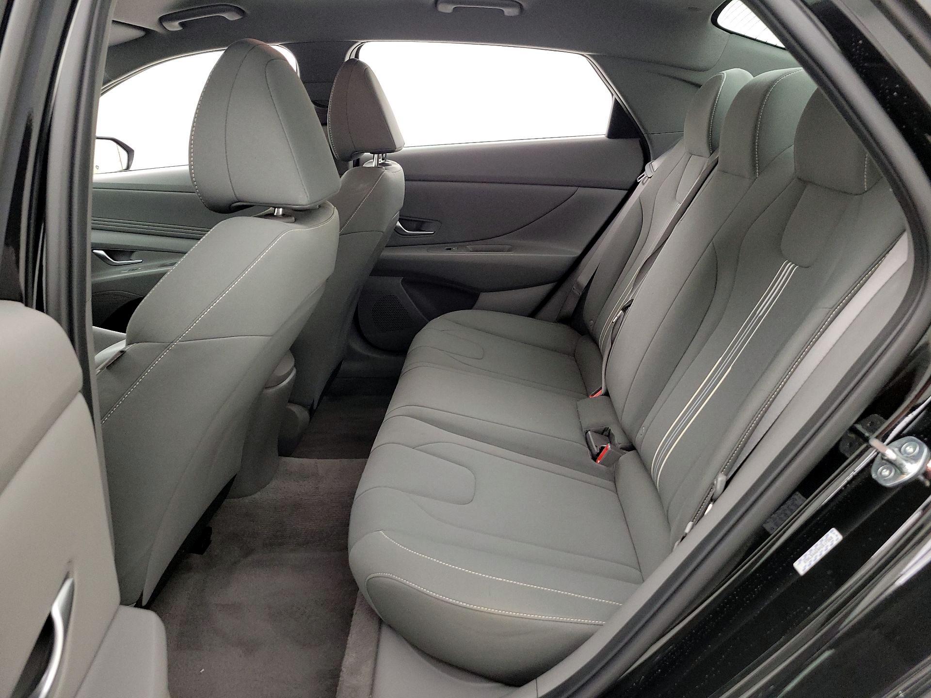 Thumbnail: 2023 Hyundai Elantra - 18