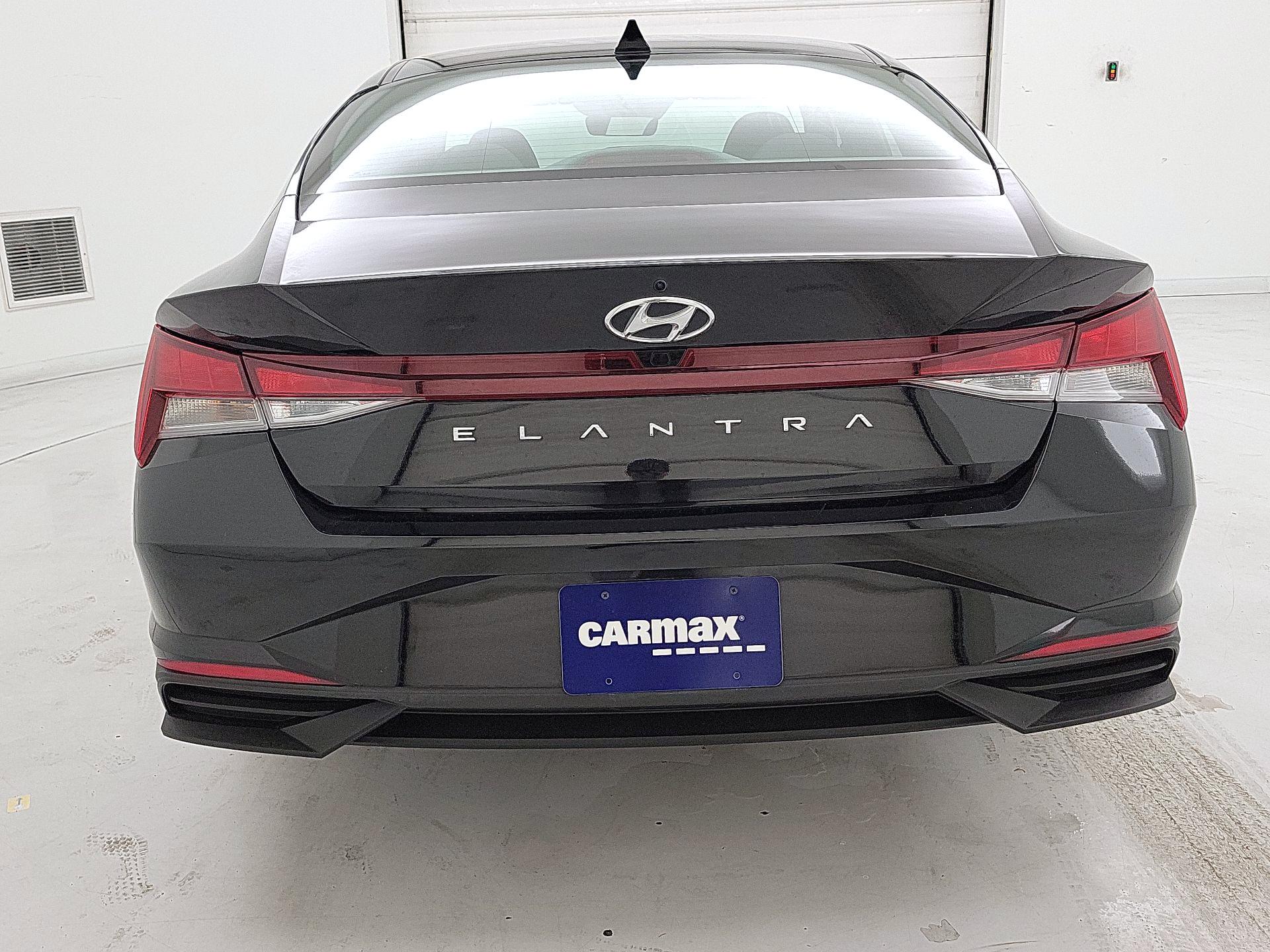 Thumbnail: 2023 Hyundai Elantra - 6
