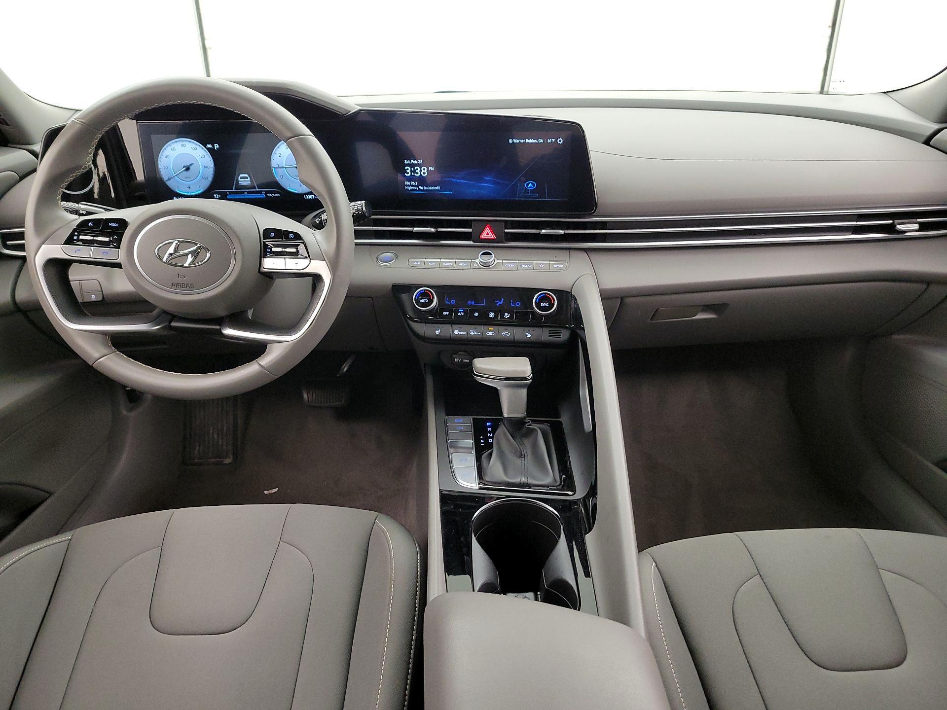 Thumbnail: 2023 Hyundai Elantra - 8