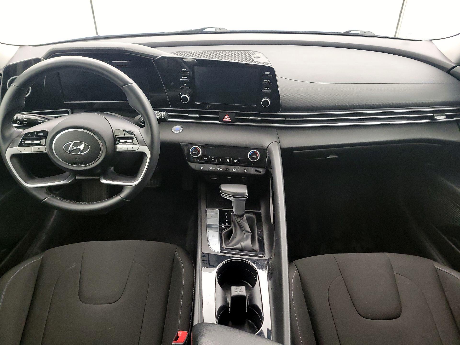 Thumbnail: 2021 Hyundai Elantra - 9