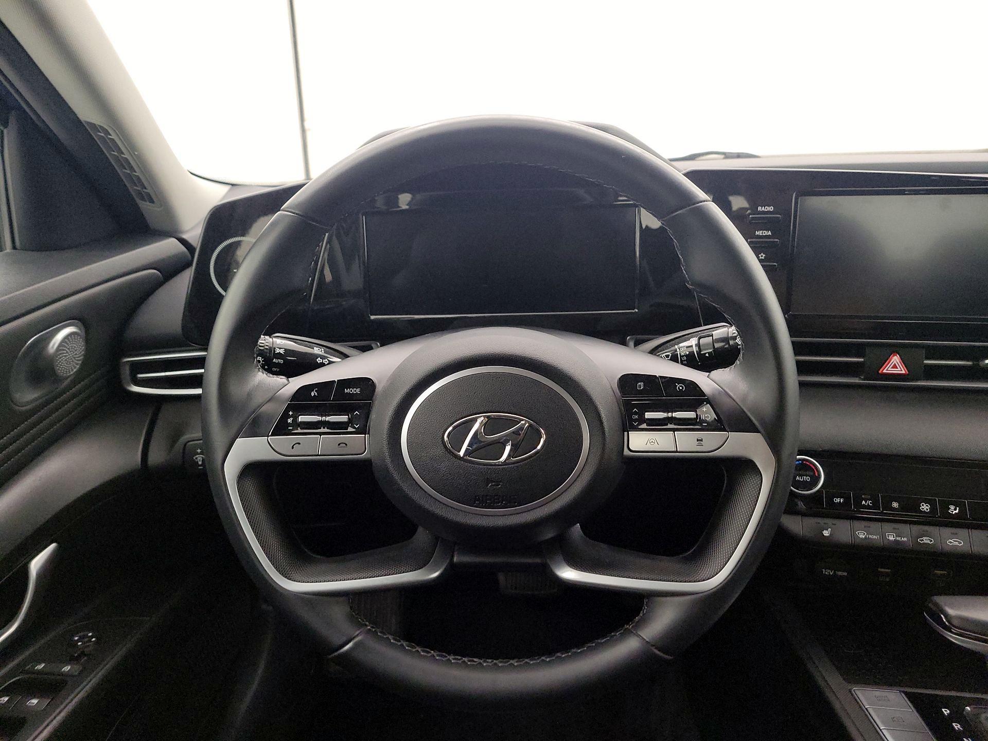 Thumbnail: 2021 Hyundai Elantra - 10