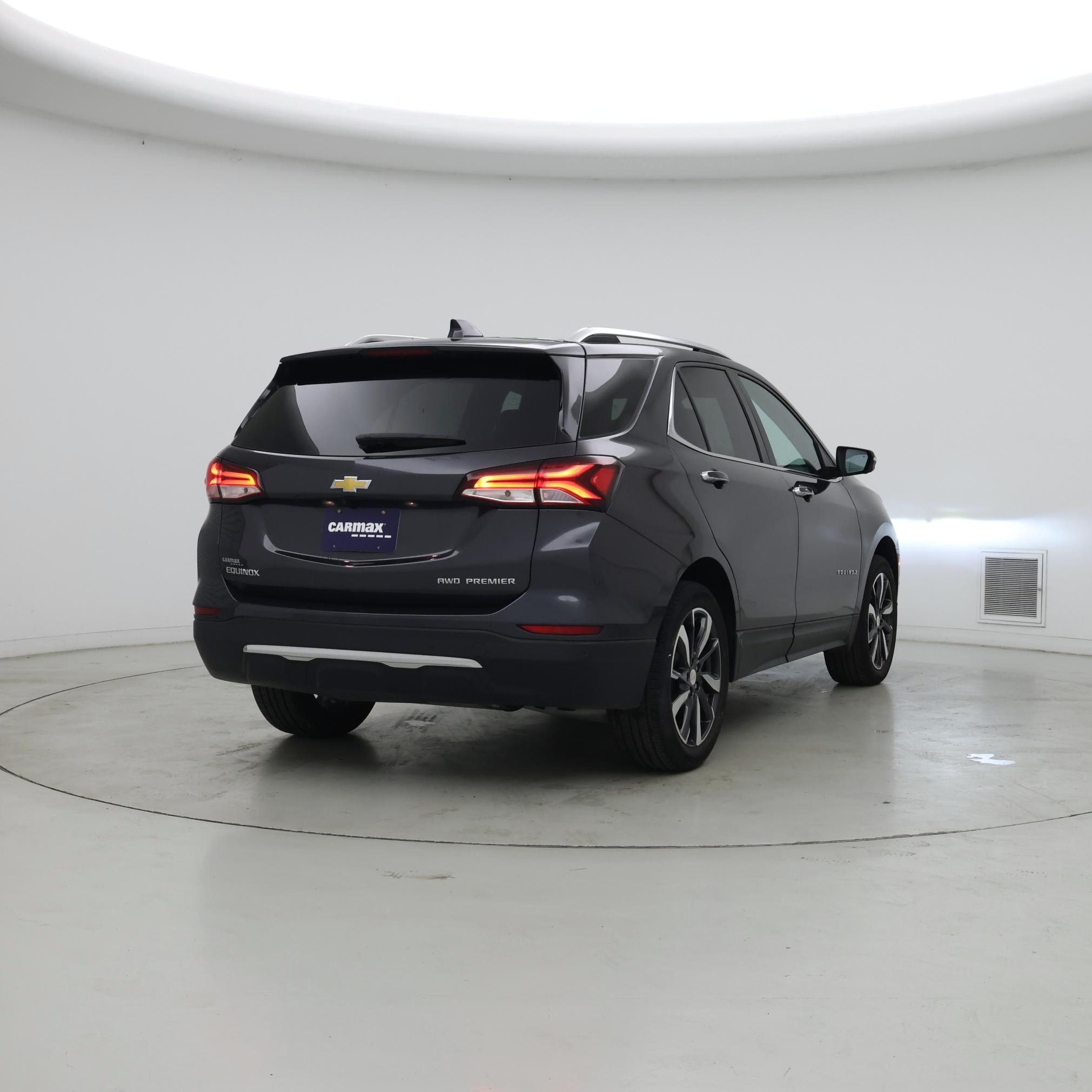 Thumbnail: 2022 Chevrolet Equinox - 8