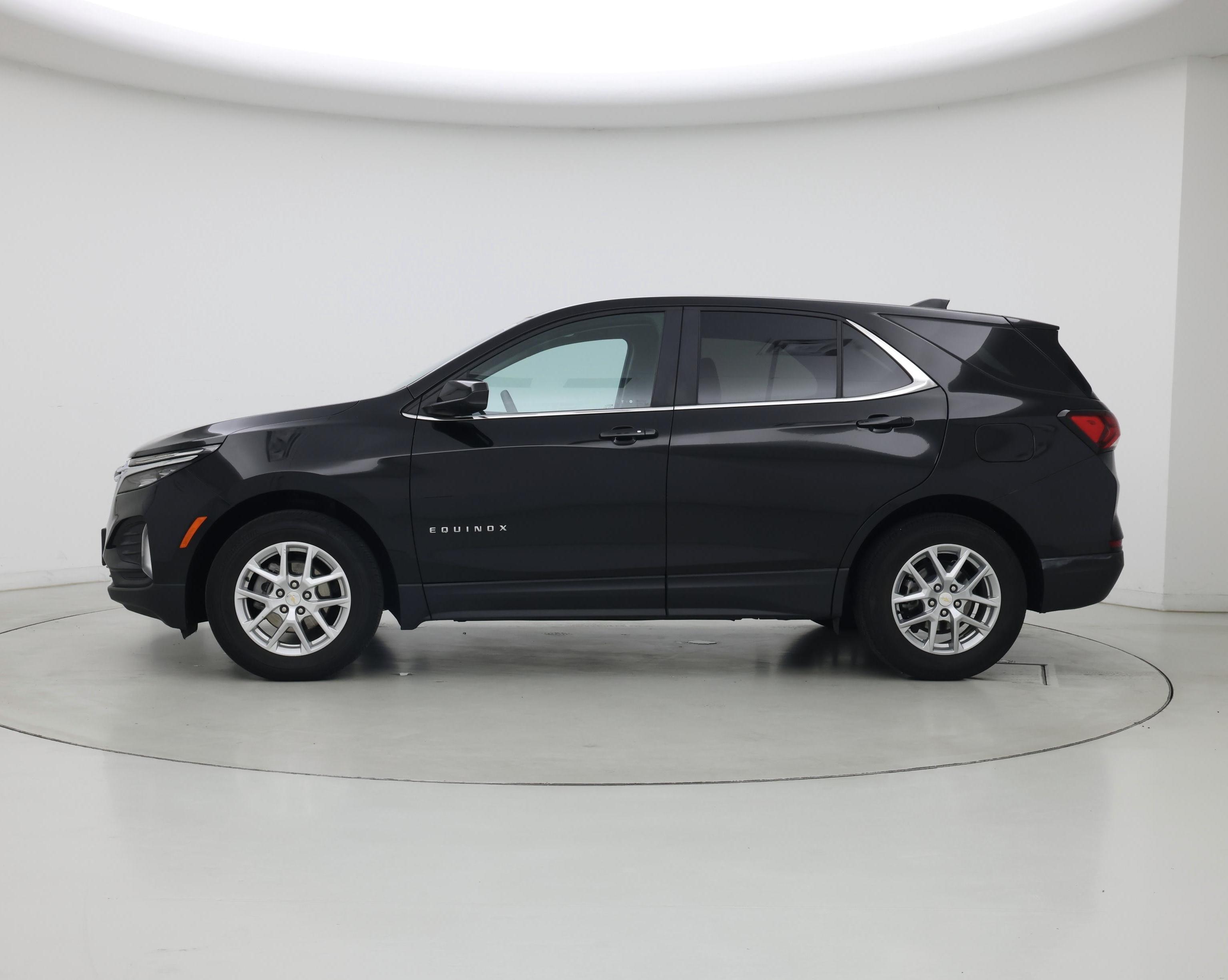 Thumbnail: 2023 Chevrolet Equinox - 3