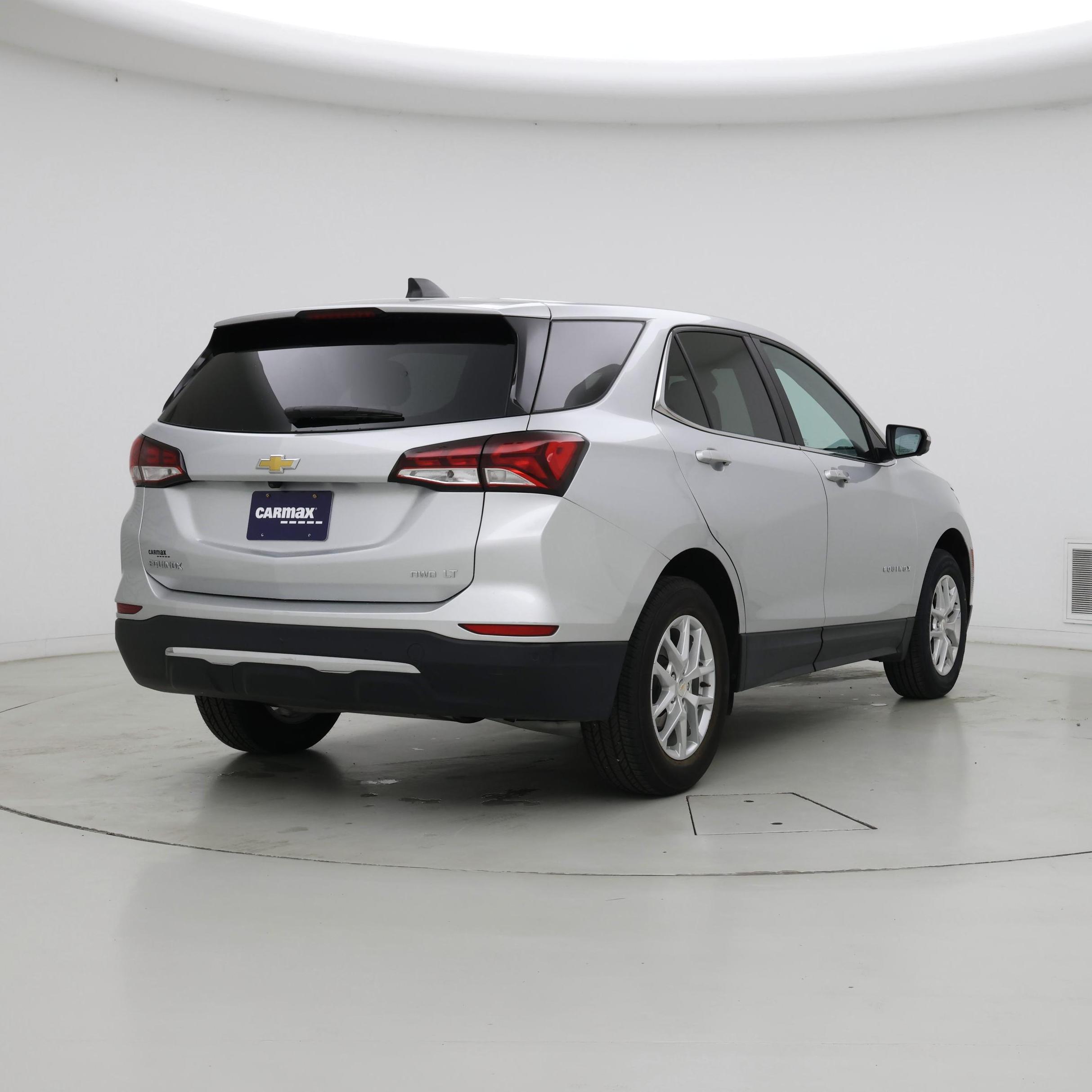Thumbnail: 2022 Chevrolet Equinox - 8