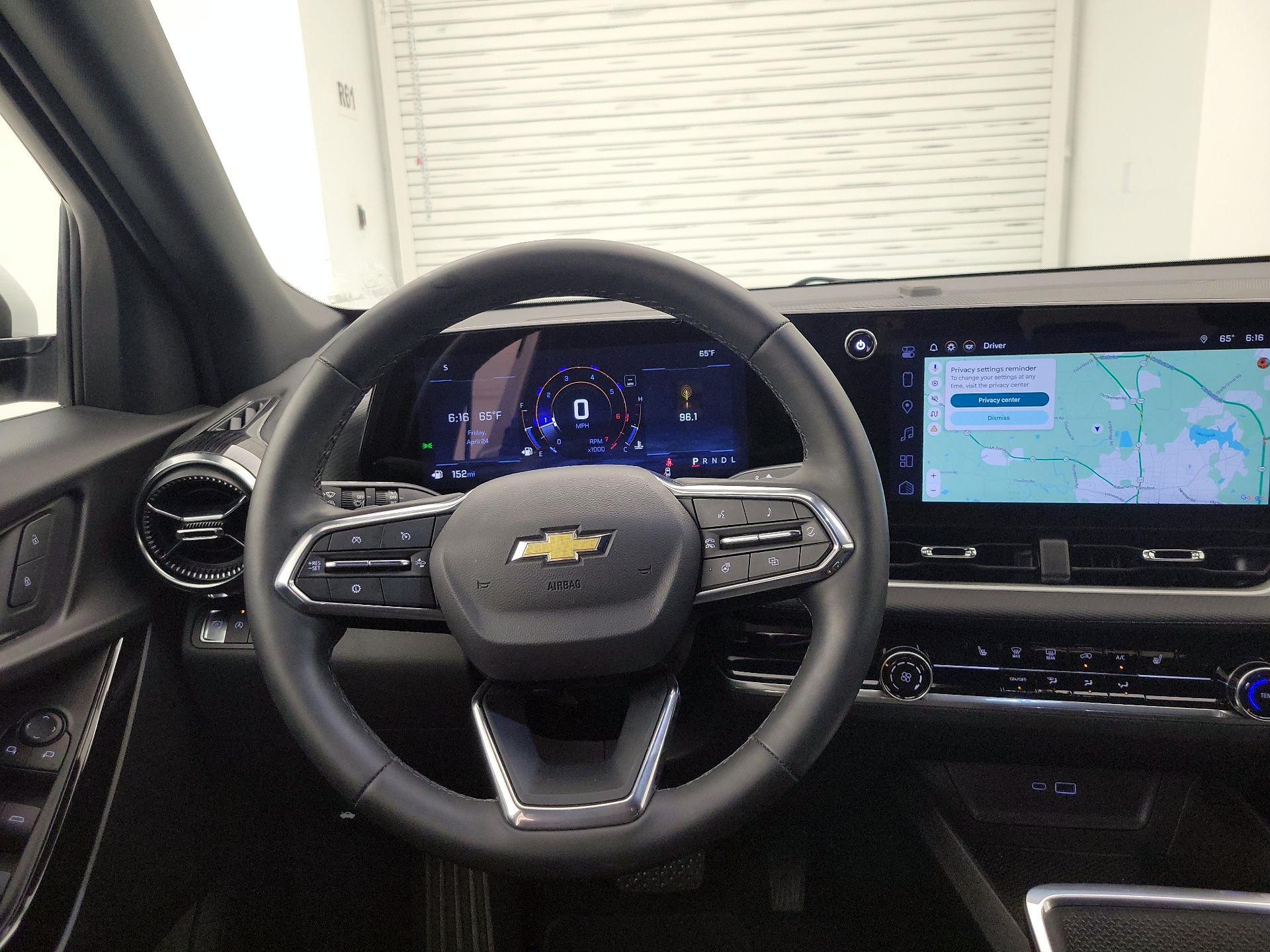 Thumbnail: 2025 Chevrolet Equinox - 10