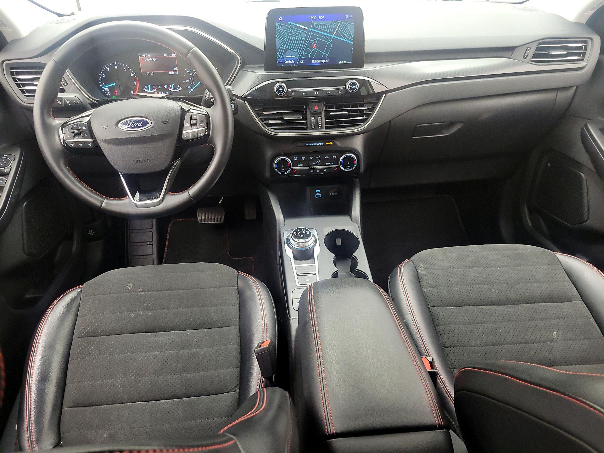 Thumbnail: 2022 Ford Escape - 9