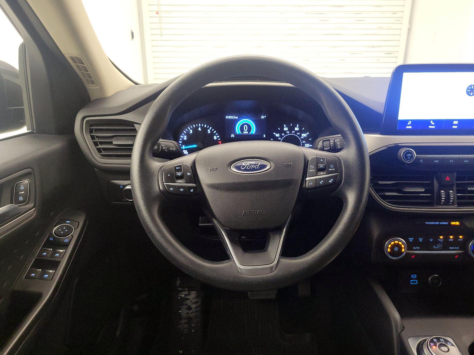 Thumbnail: 2020 Ford Escape - 10