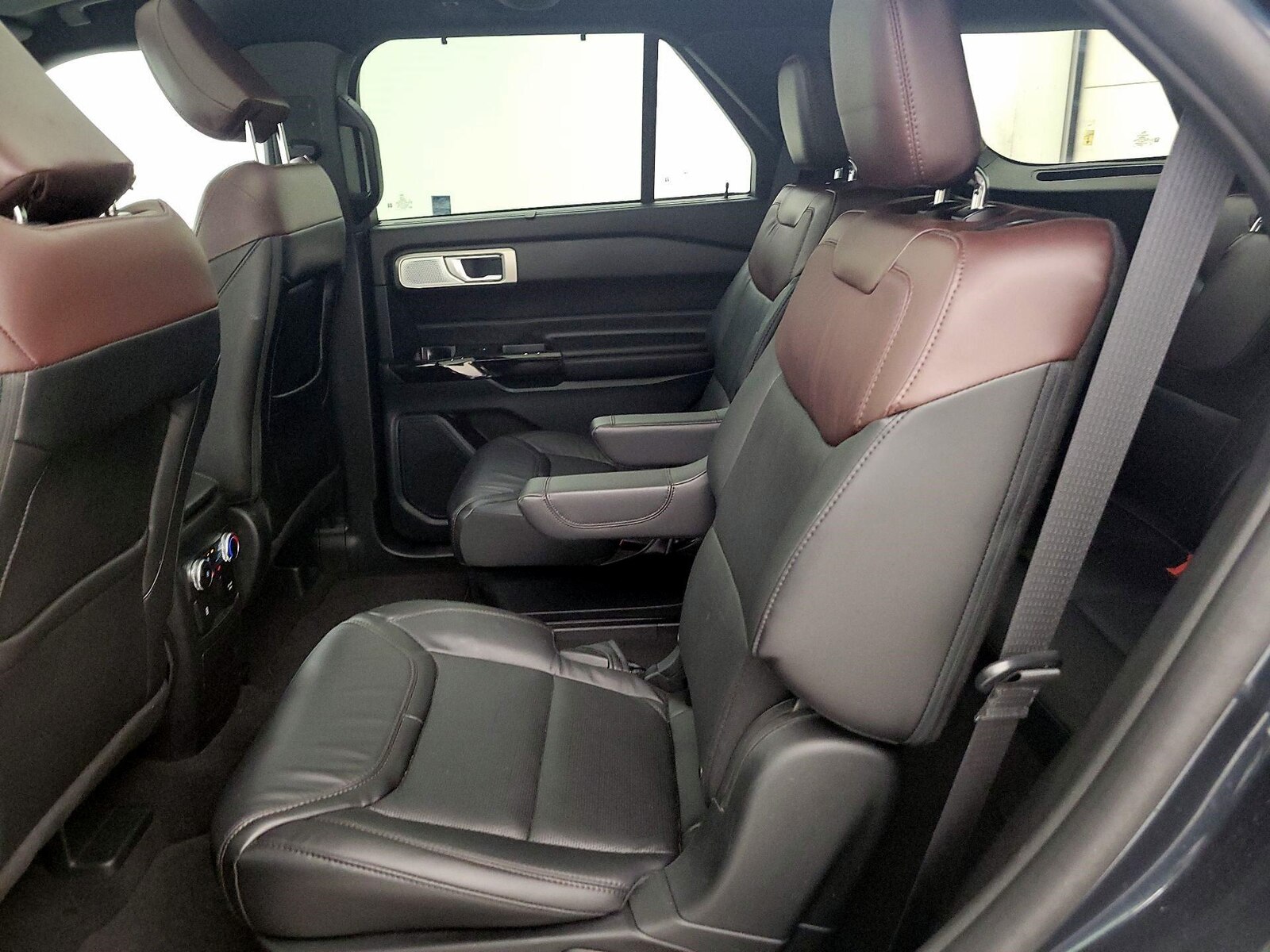 Rear Air Conditioning