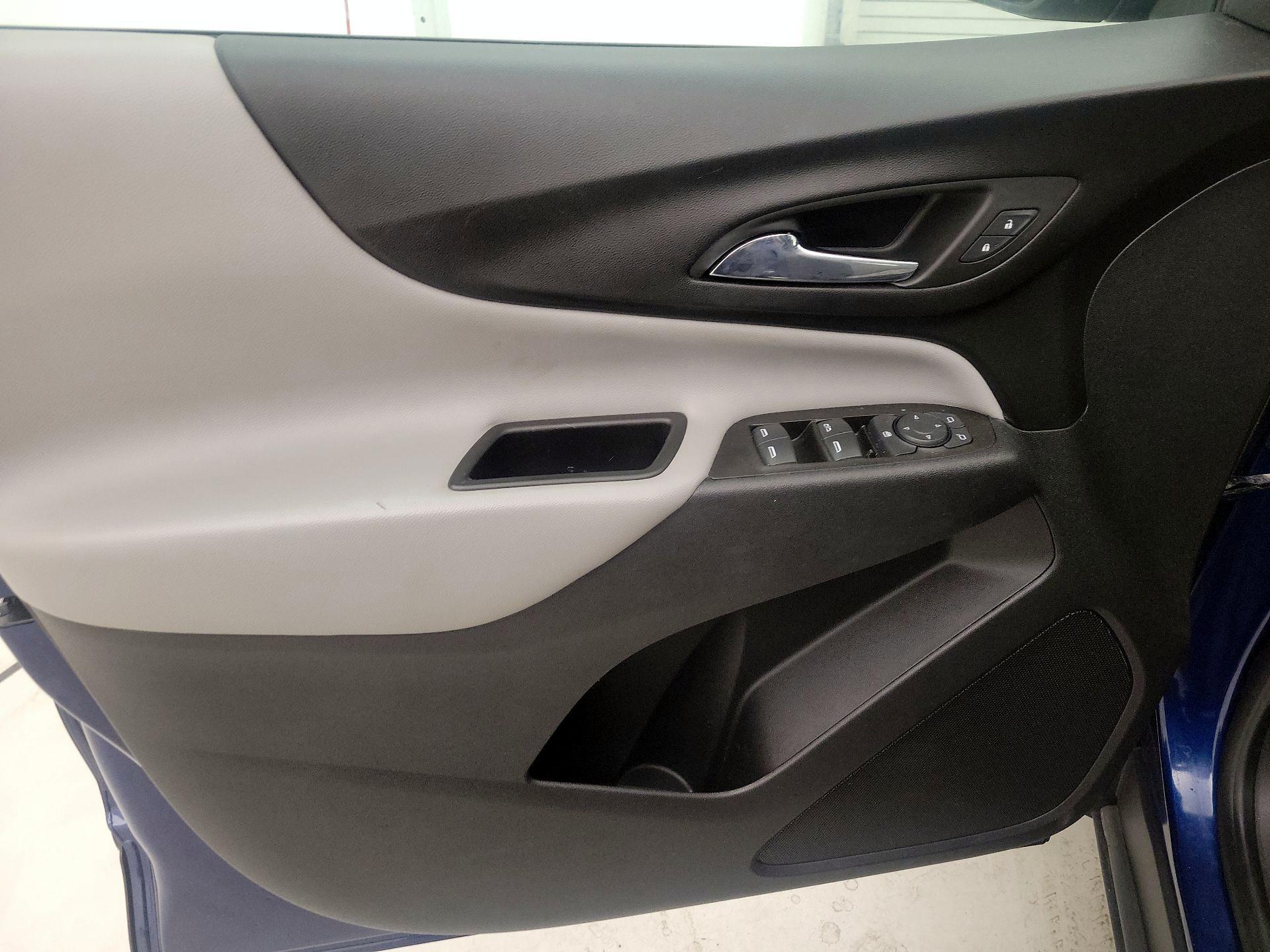 Thumbnail: 2023 Chevrolet Equinox - 12