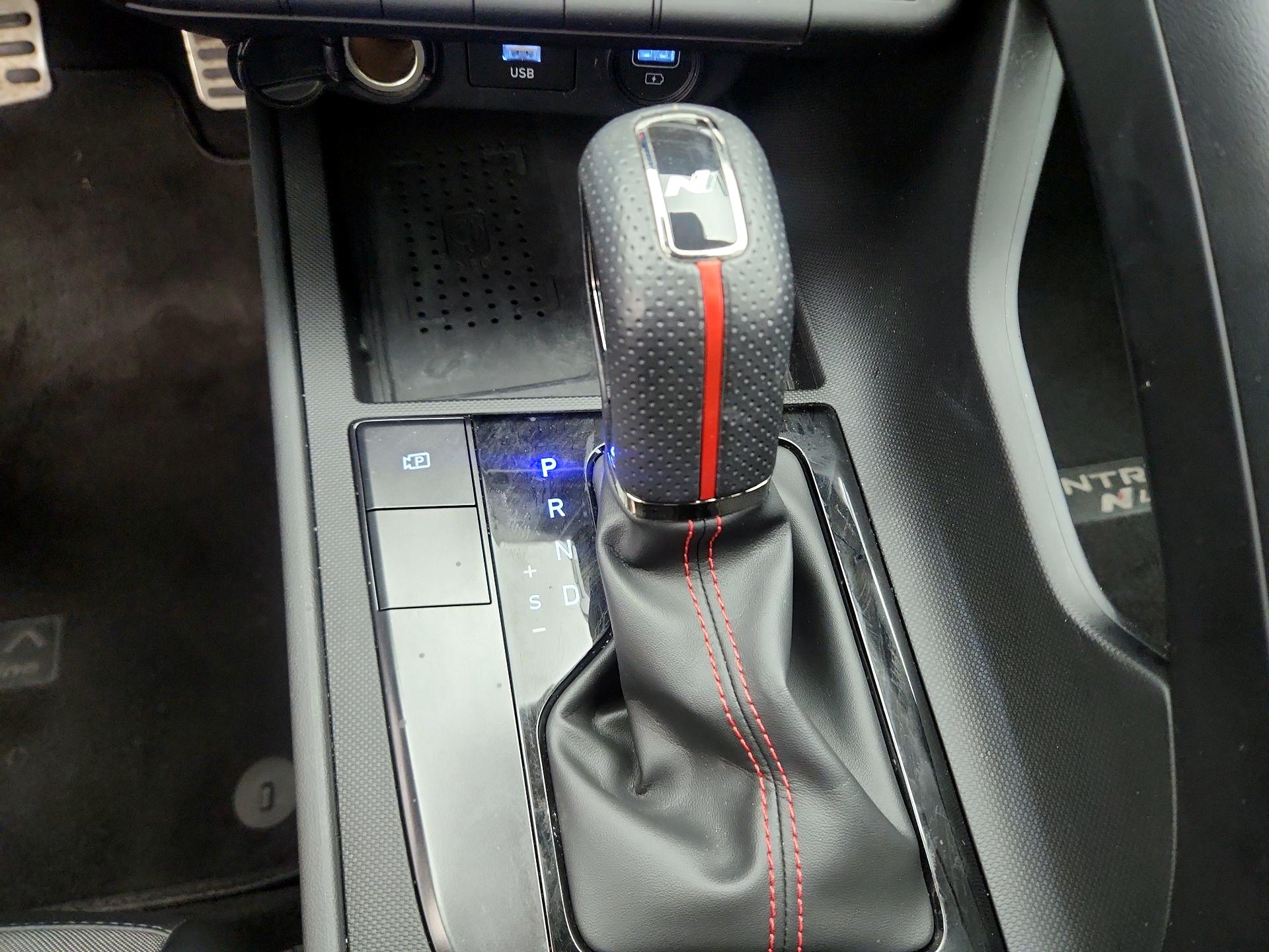 Thumbnail: 2023 Hyundai Elantra - 18