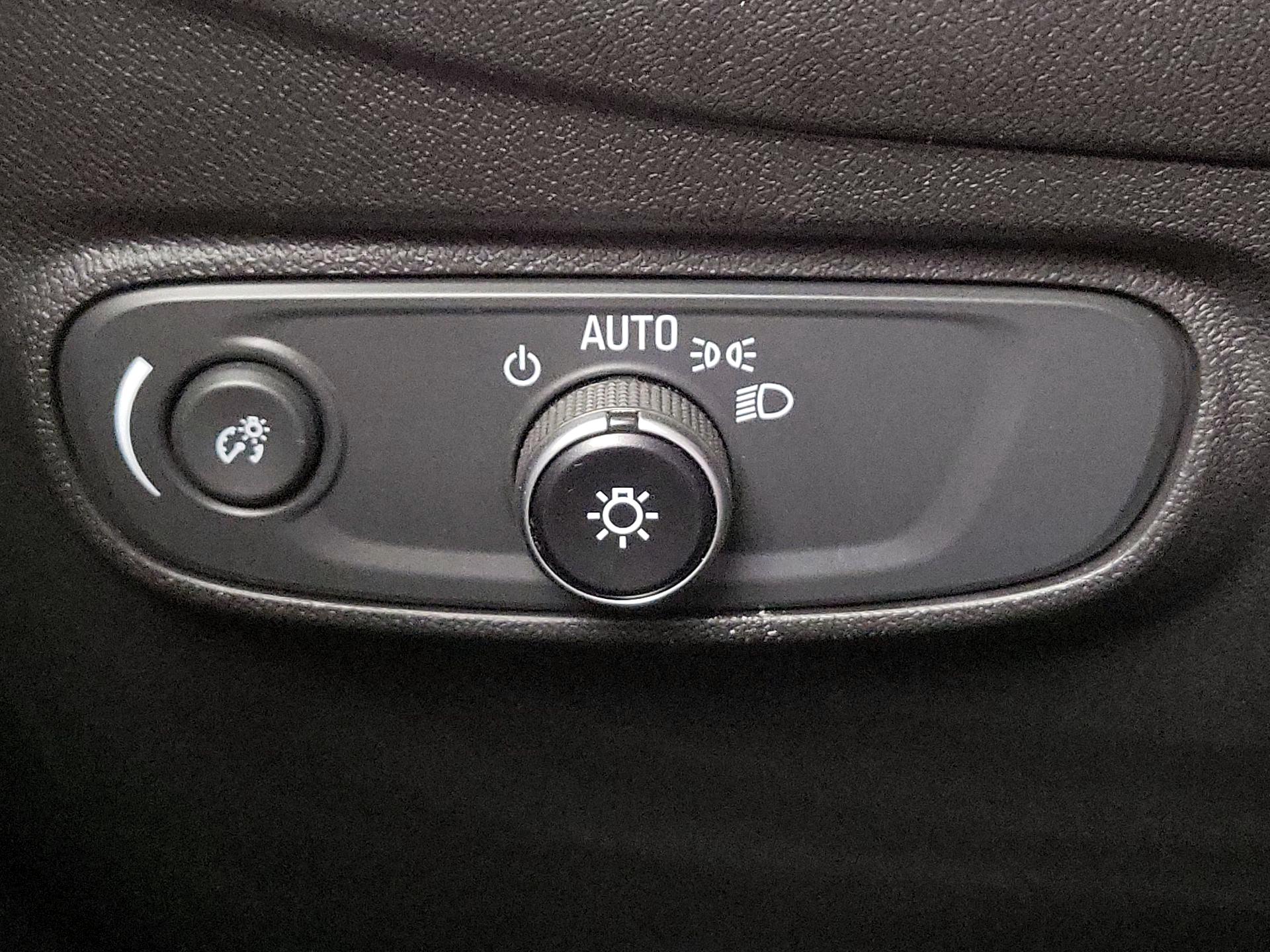 Thumbnail: 2023 Chevrolet Equinox - 13