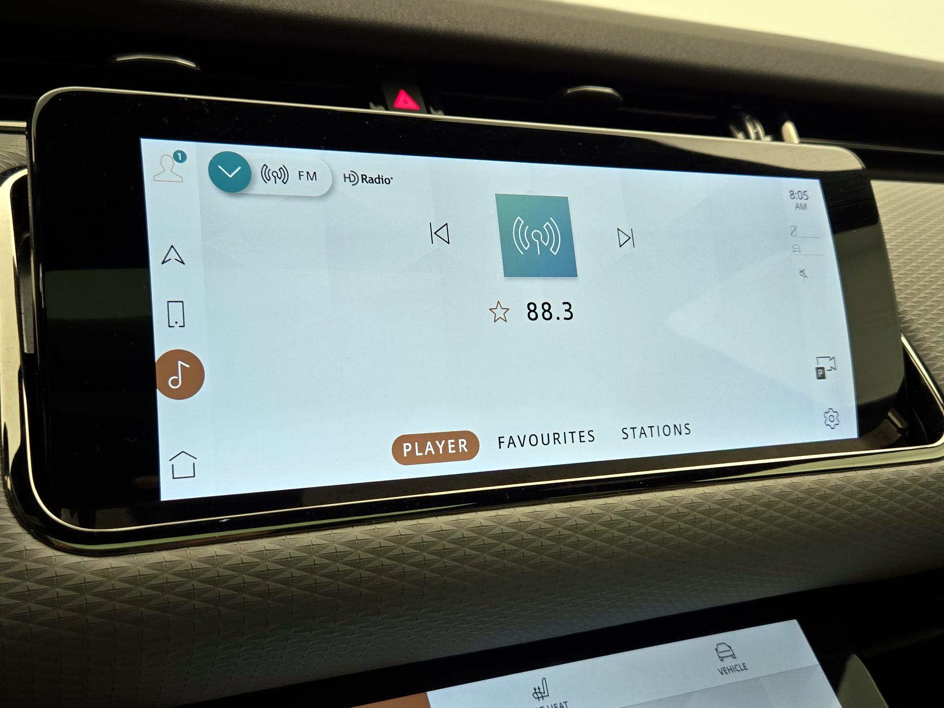 Thumbnail: 2023 Land Rover Range Rover Evoque - 16