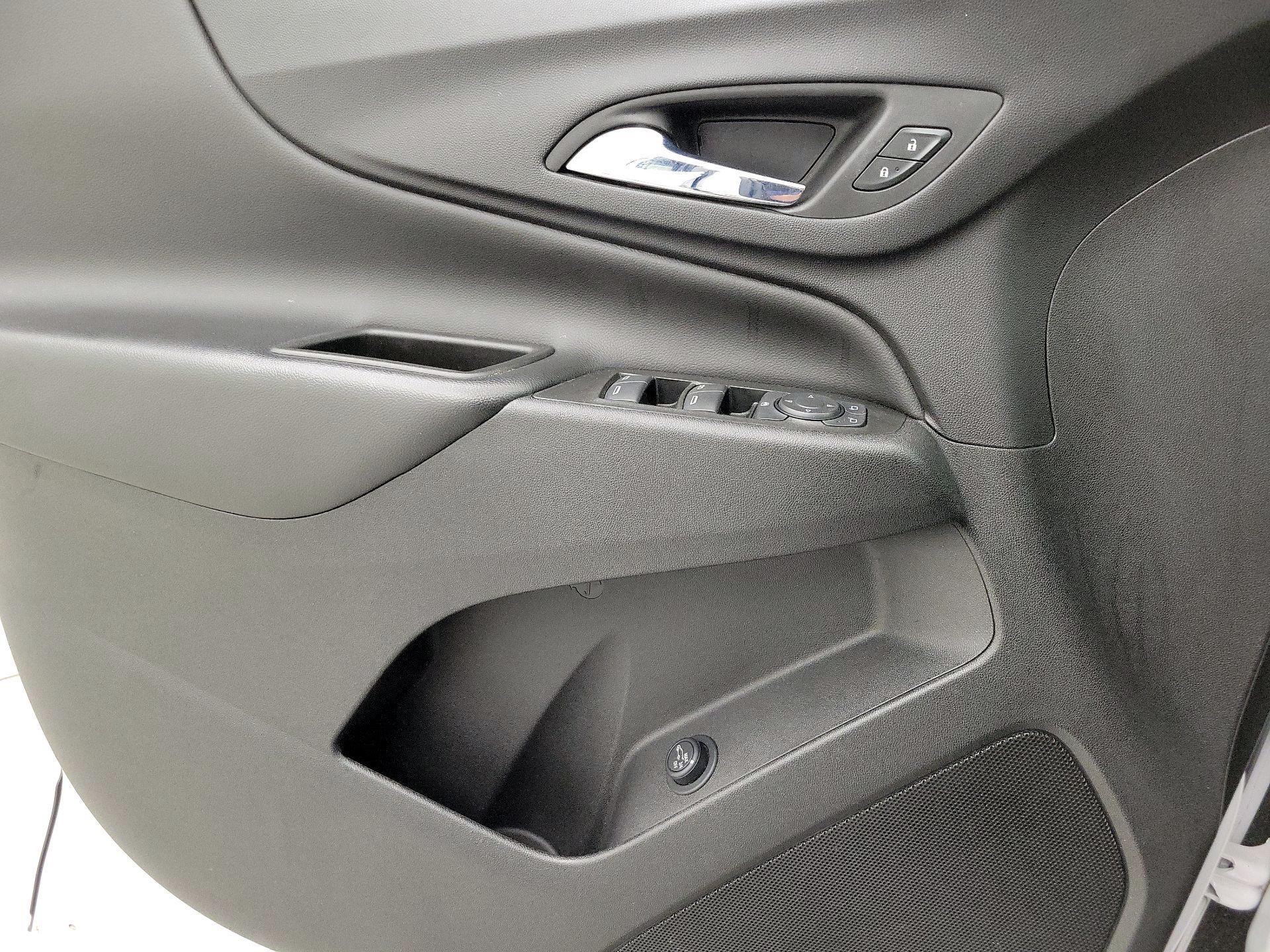 Thumbnail: 2022 Chevrolet Equinox - 12