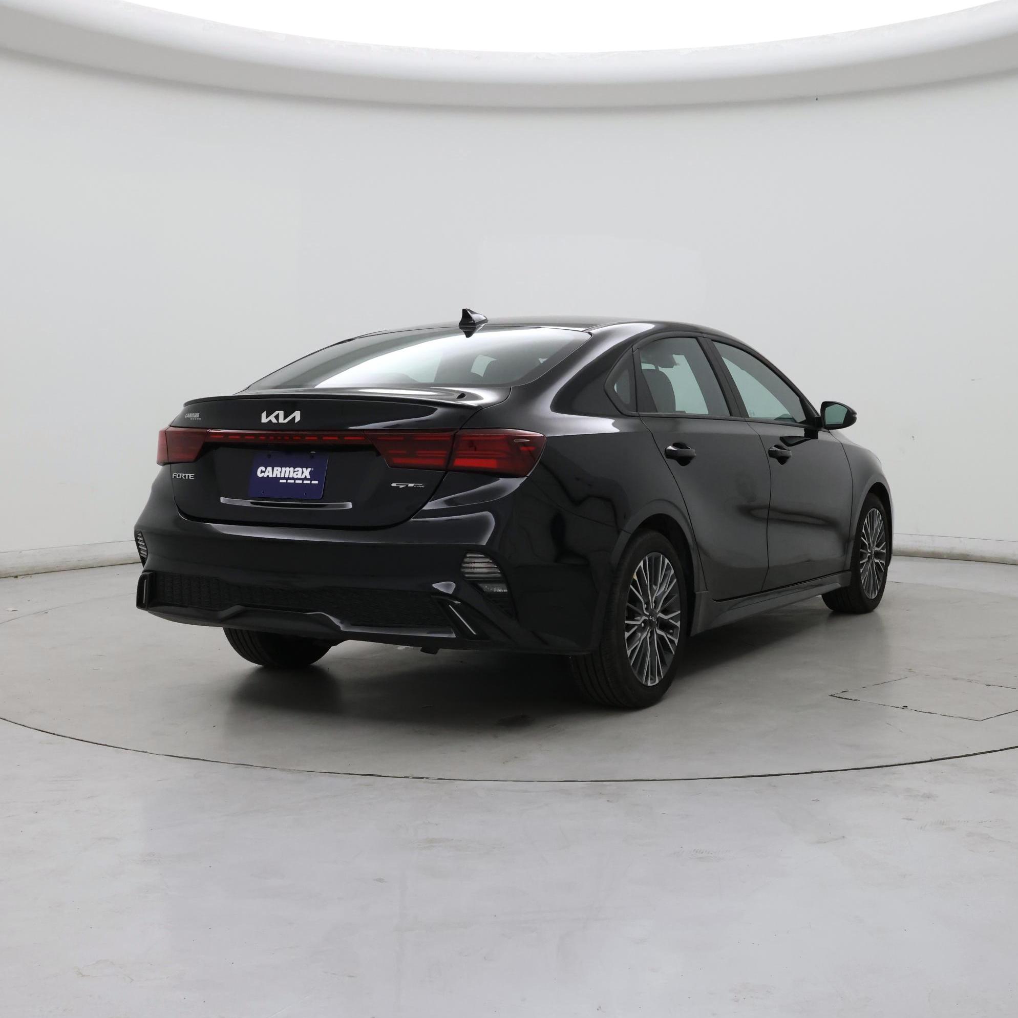 Thumbnail: 2024 Kia Forte - 8