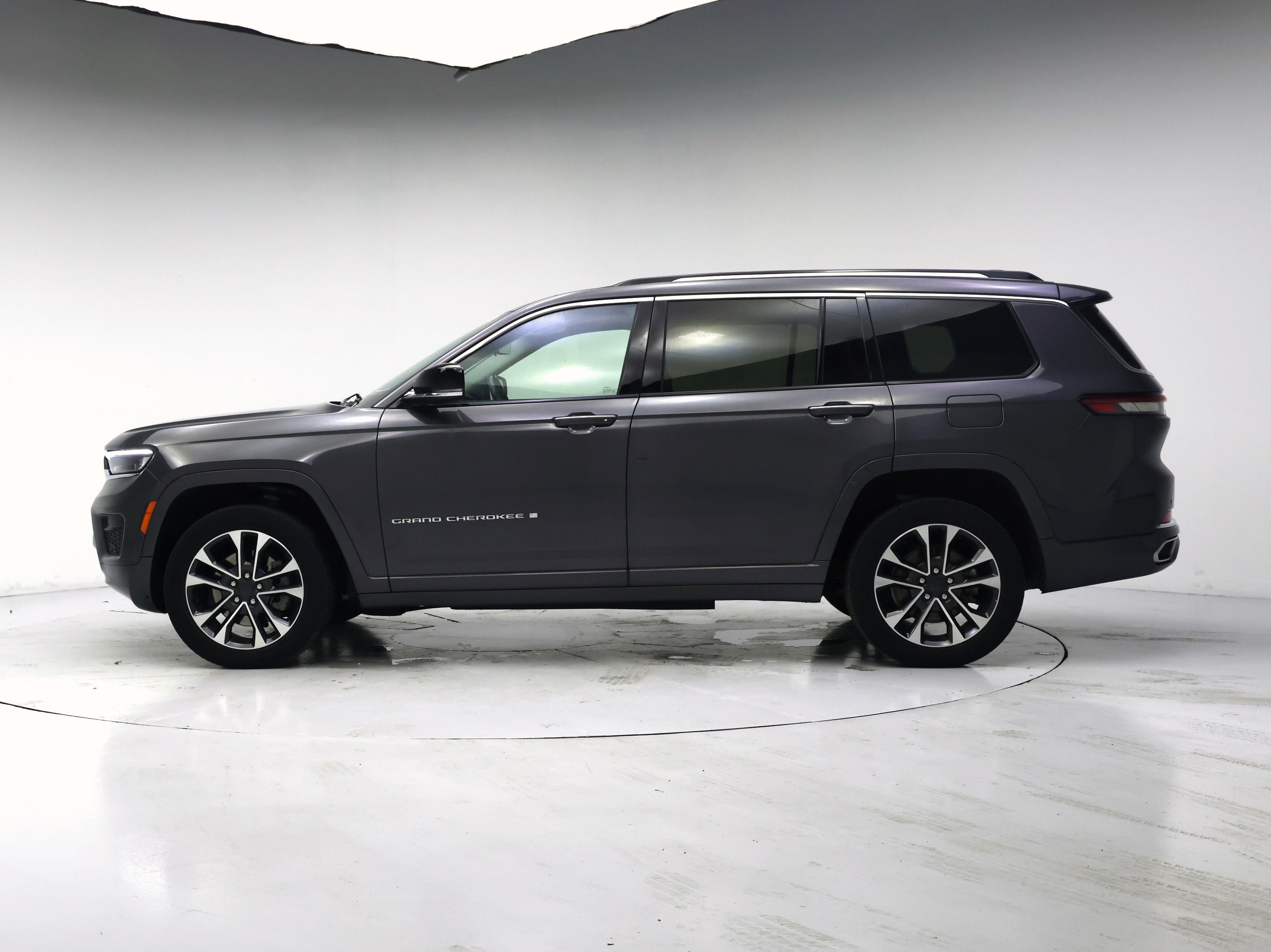 Thumbnail: 2021 Jeep Grand Cherokee L - 3