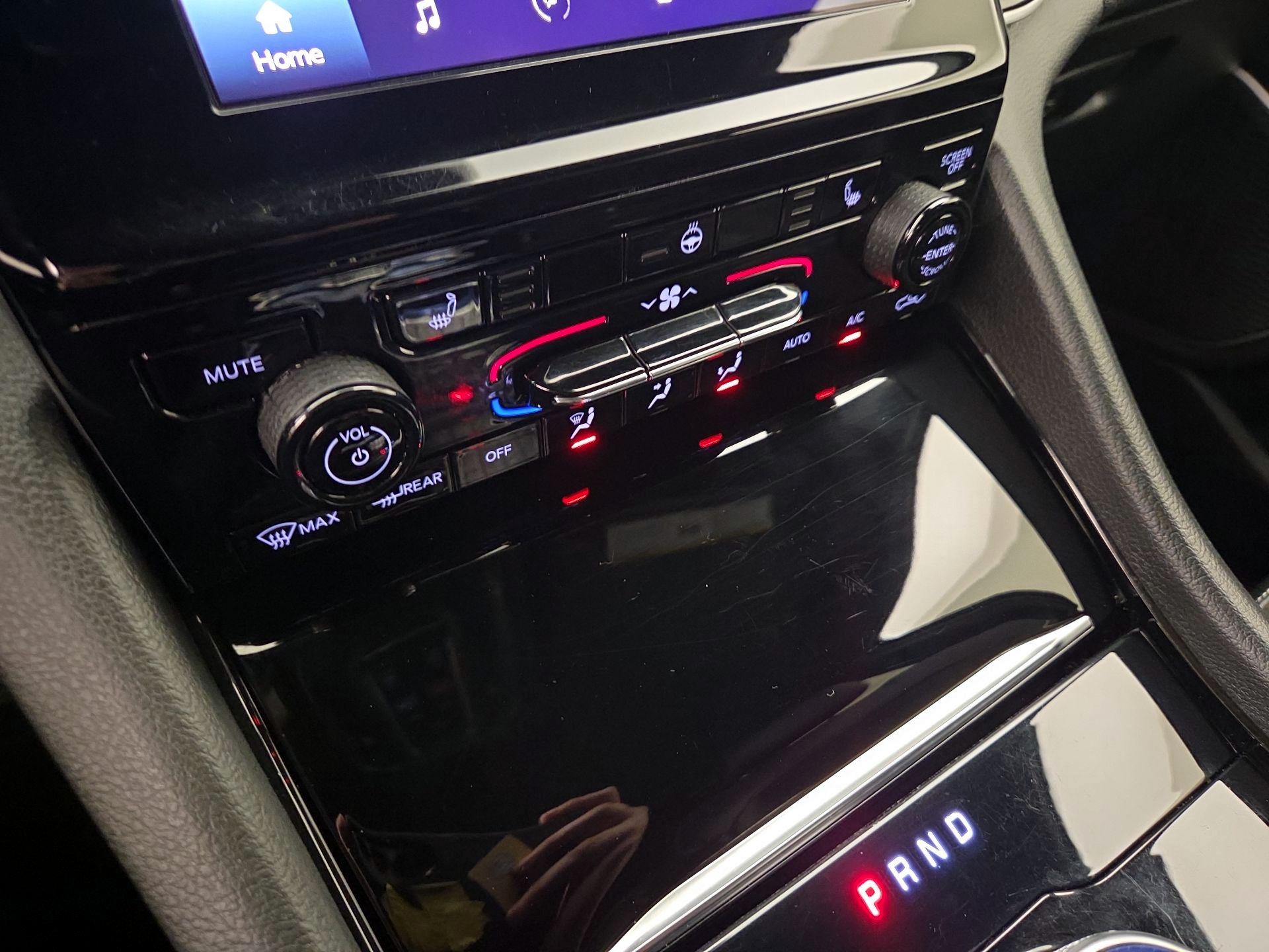 Thumbnail: 2021 Jeep Grand Cherokee L - 16