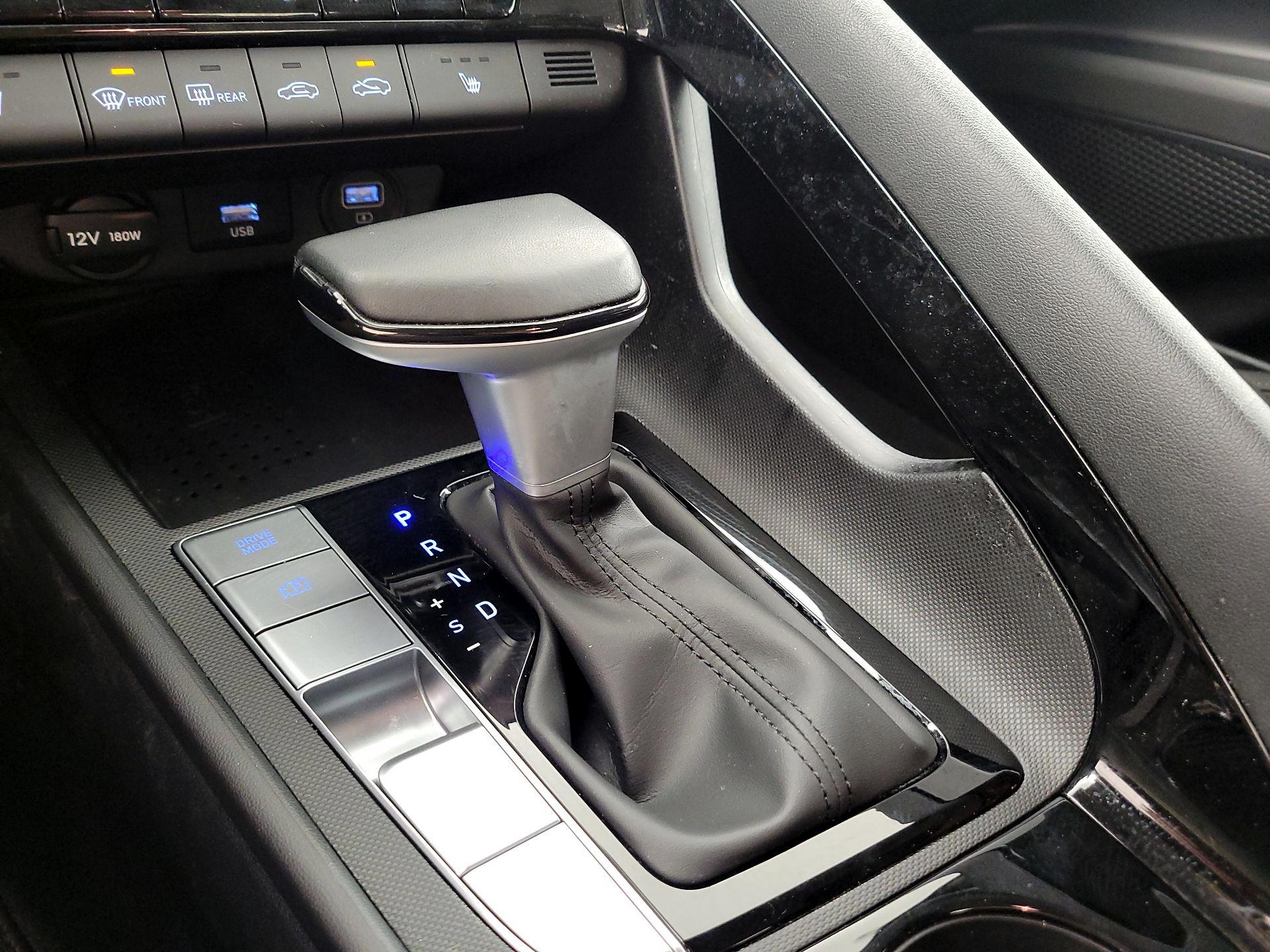 Thumbnail: 2023 Hyundai Elantra - 16