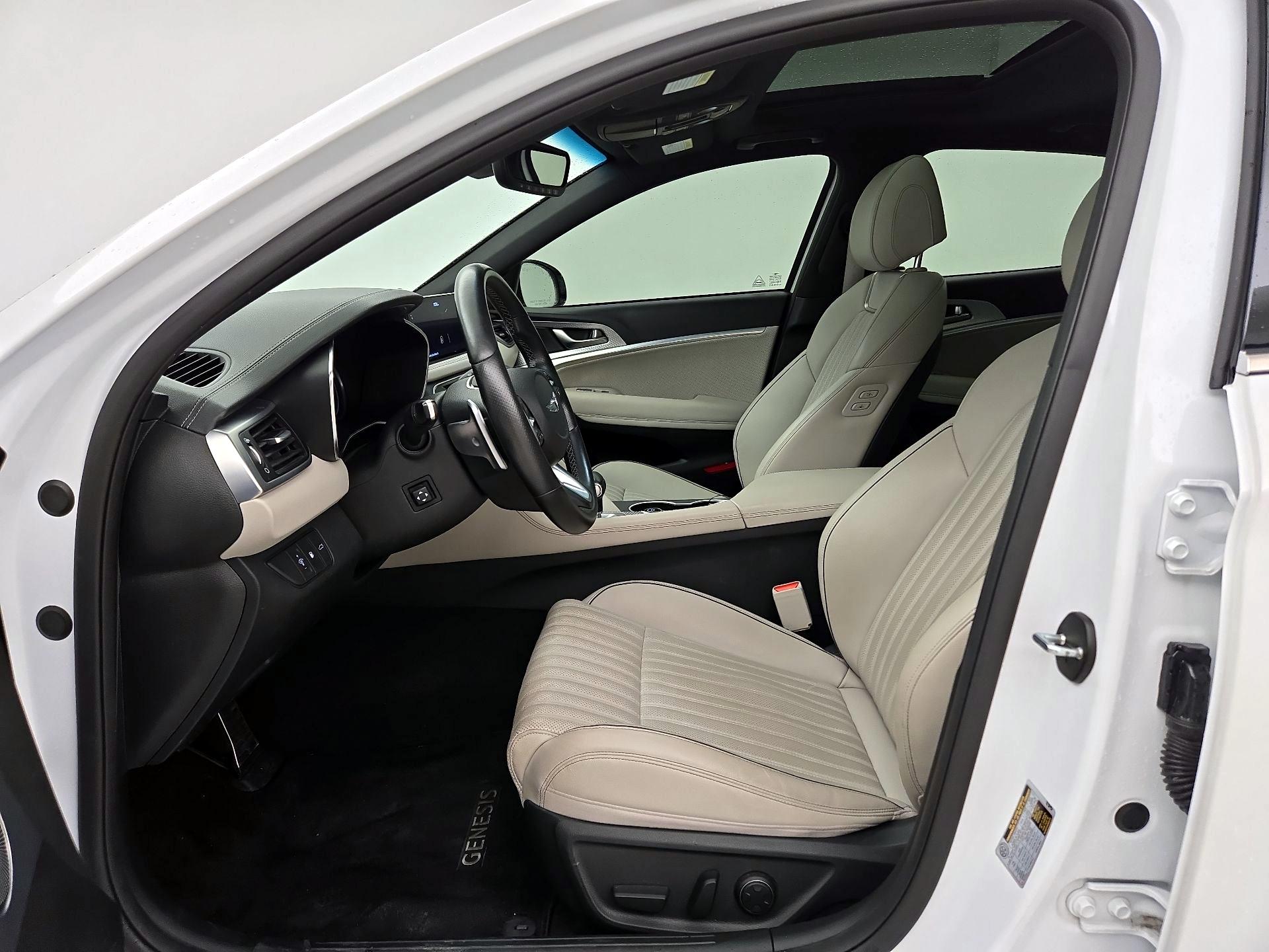 Thumbnail: 2023 Genesis G70 - 11