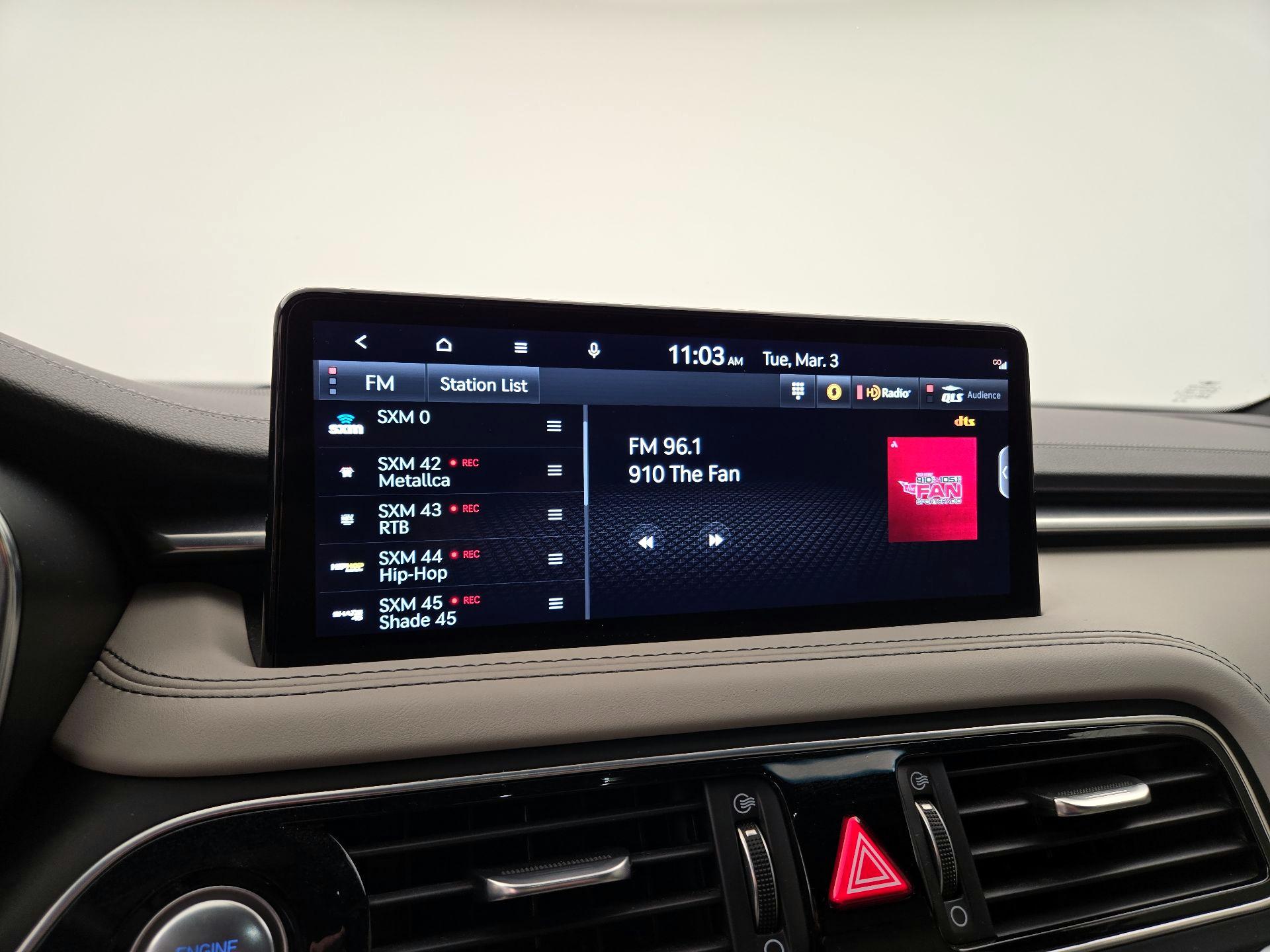 Thumbnail: 2023 Genesis G70 - 16