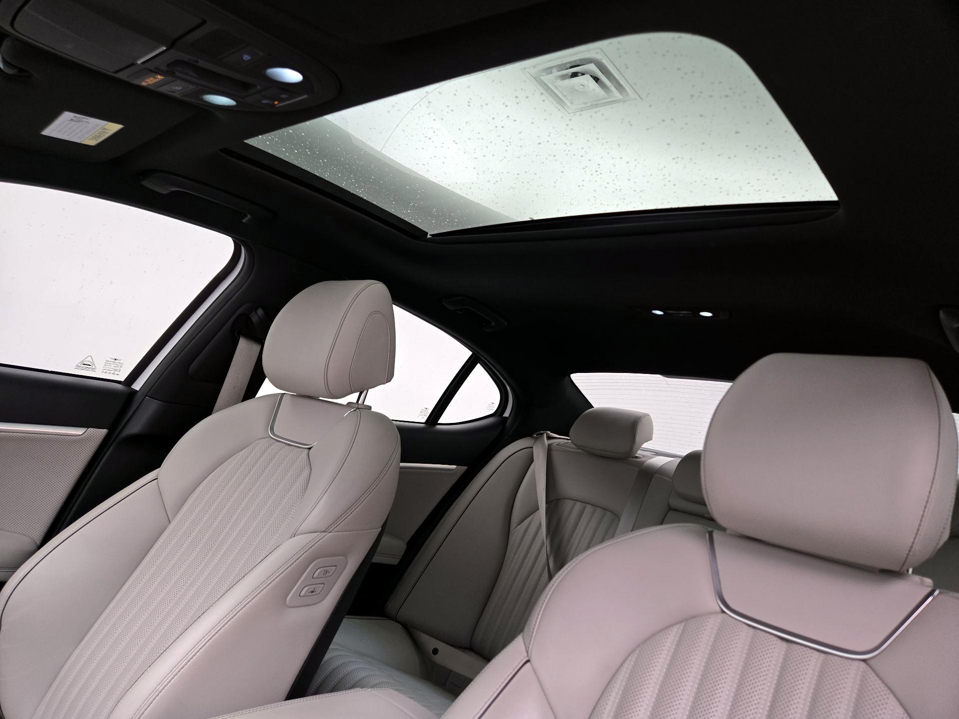 Thumbnail: 2023 Genesis G70 - 20