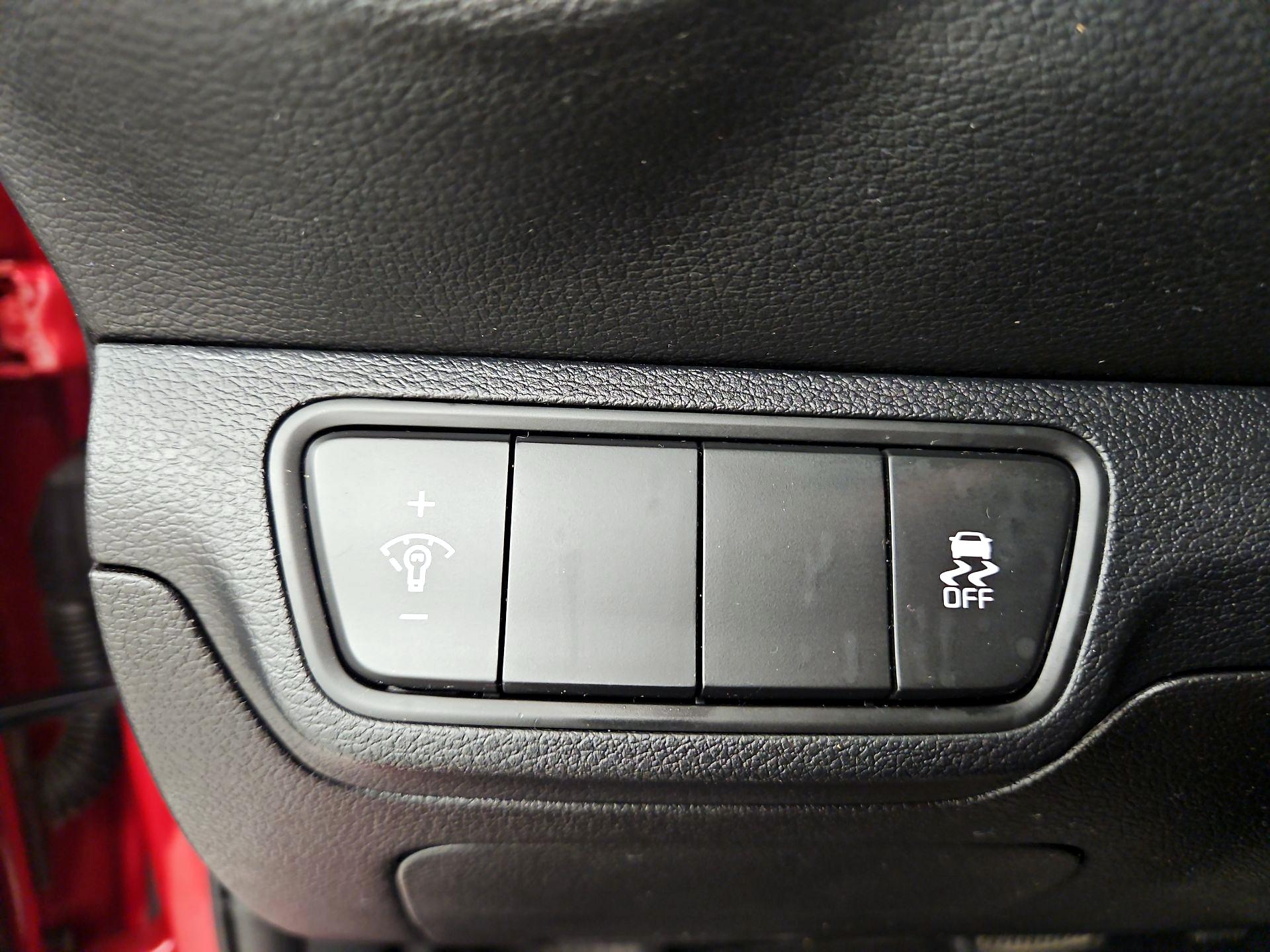 Thumbnail: 2023 Kia Forte - 13