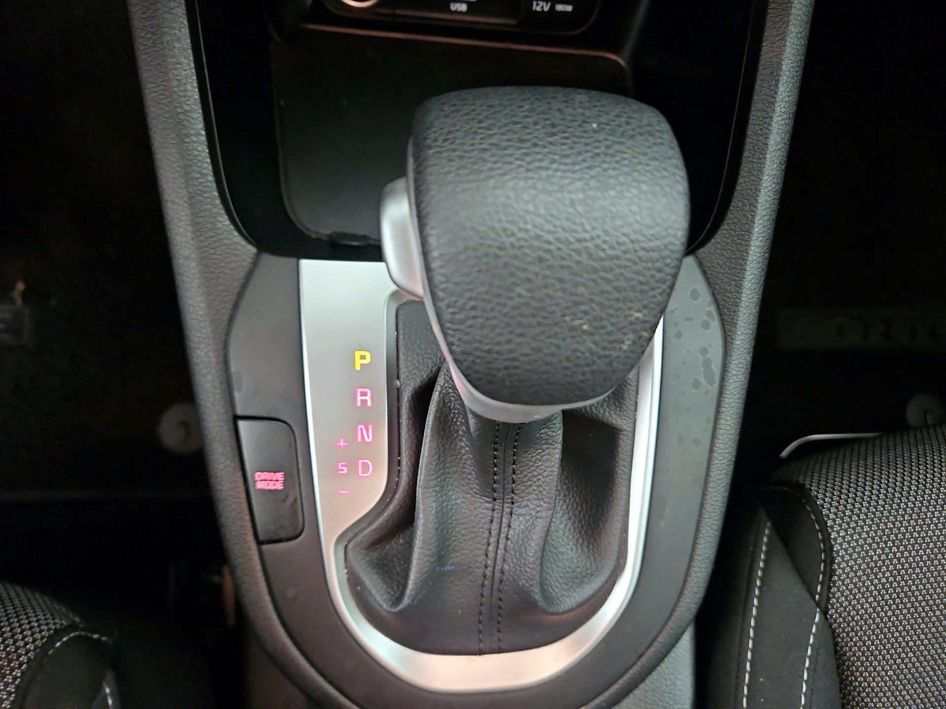 Thumbnail: 2023 Kia Forte - 17