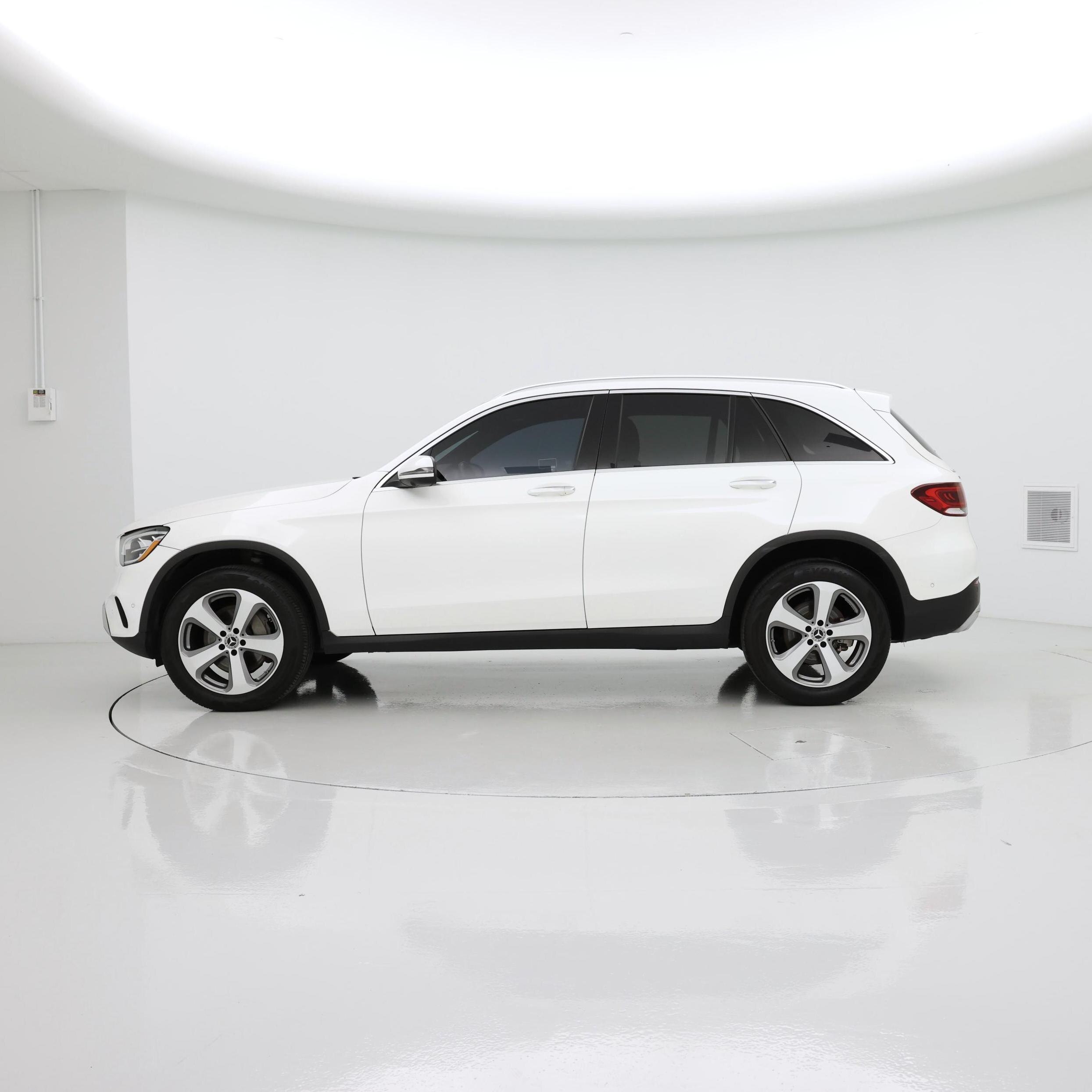 Thumbnail: 2022 Mercedes-Benz GLC - 3