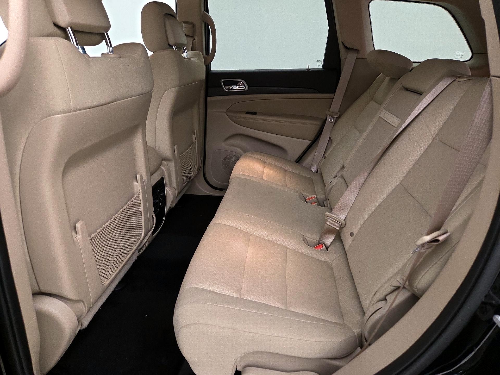 Thumbnail: 2021 Jeep Grand Cherokee - 19