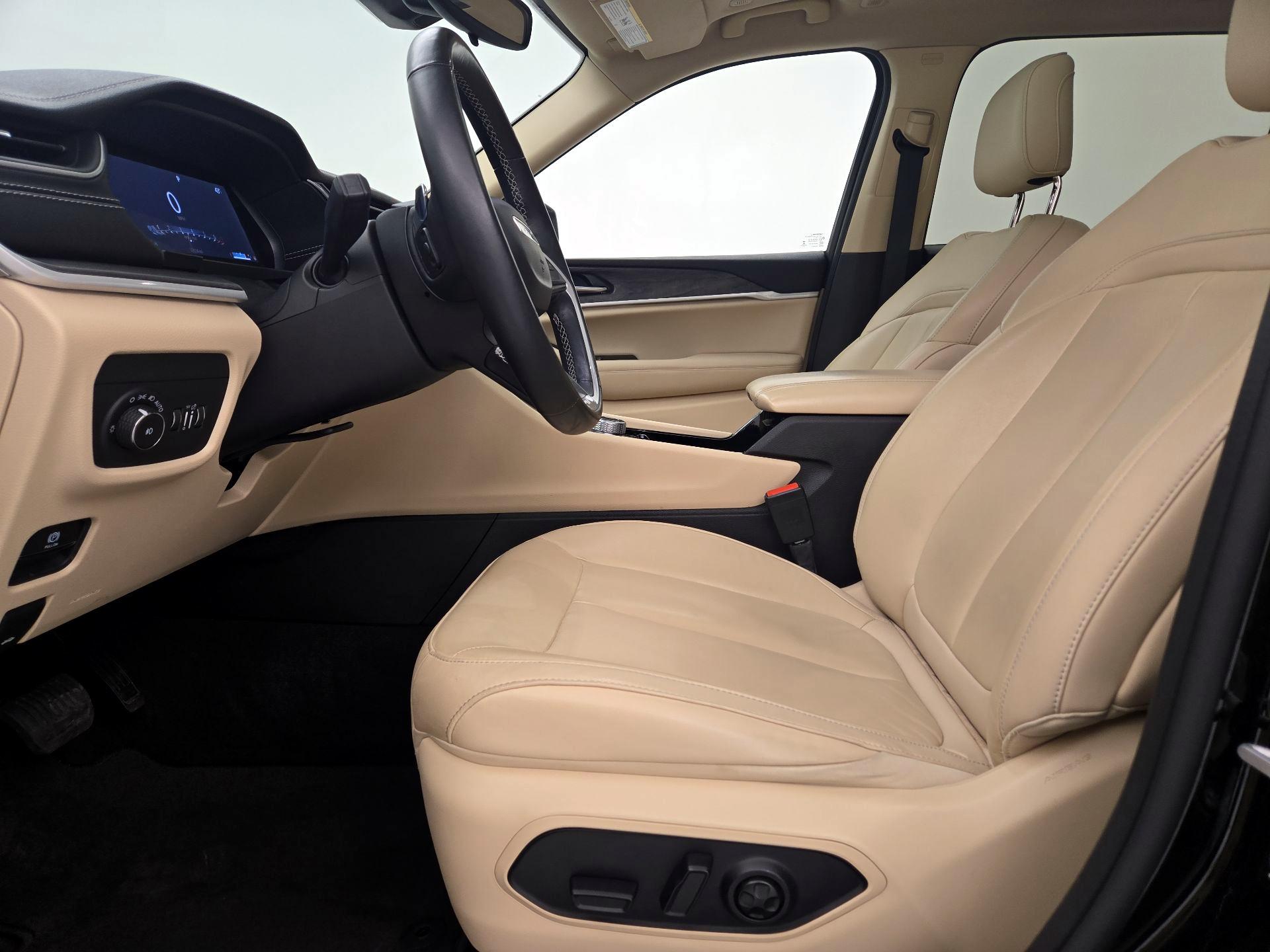 Thumbnail: 2021 Jeep Grand Cherokee L - 11