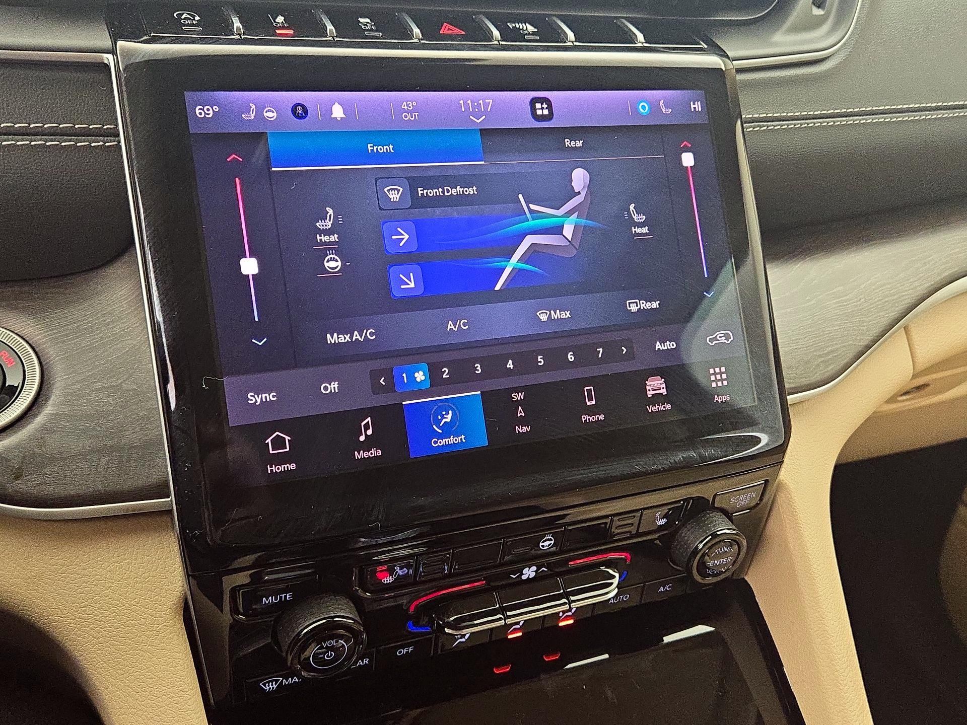 Thumbnail: 2021 Jeep Grand Cherokee L - 17