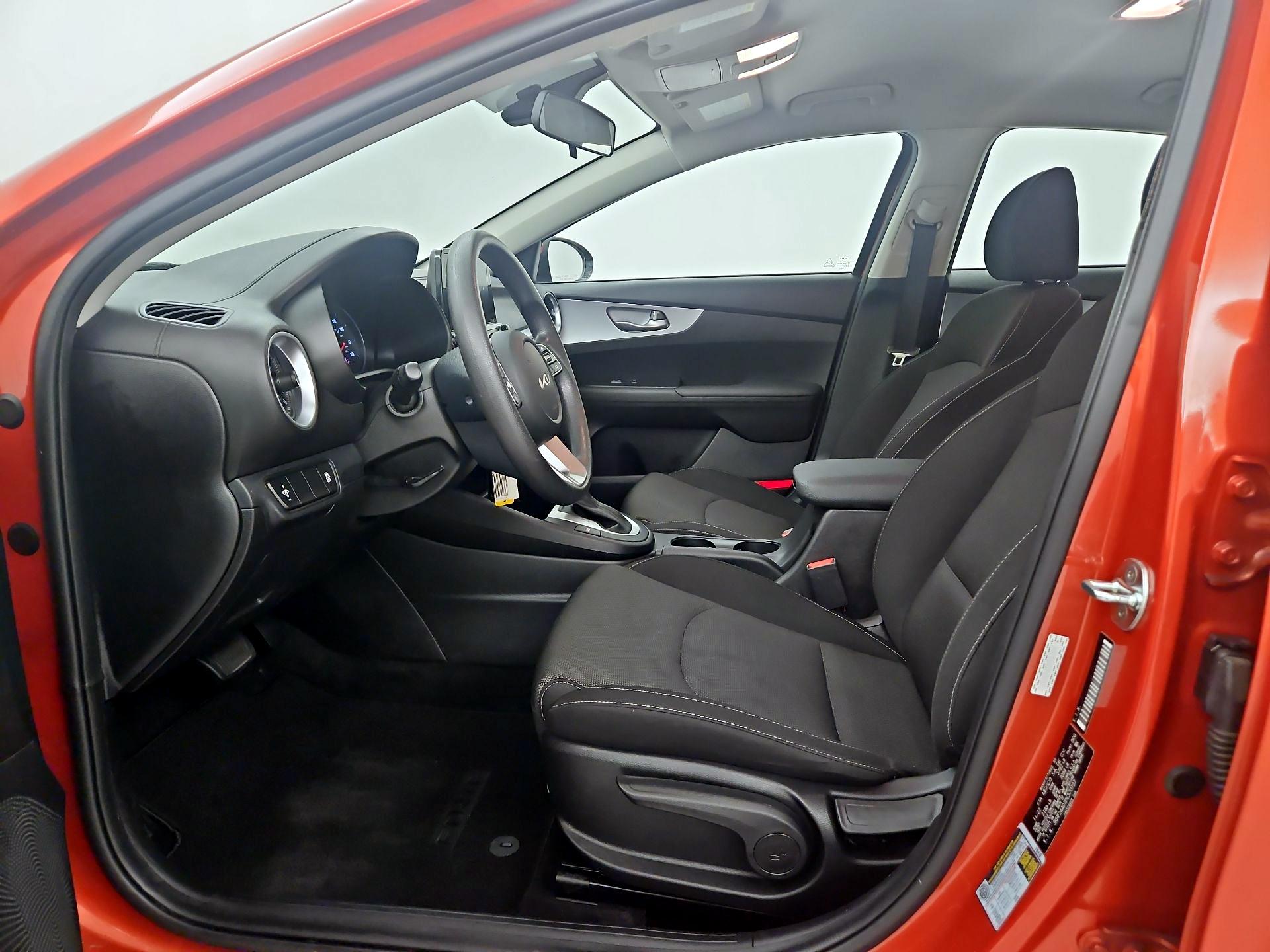 Thumbnail: 2023 Kia Forte - 11