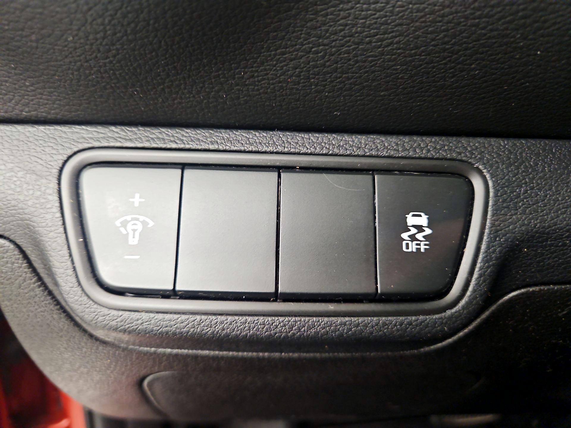 Thumbnail: 2023 Kia Forte - 13