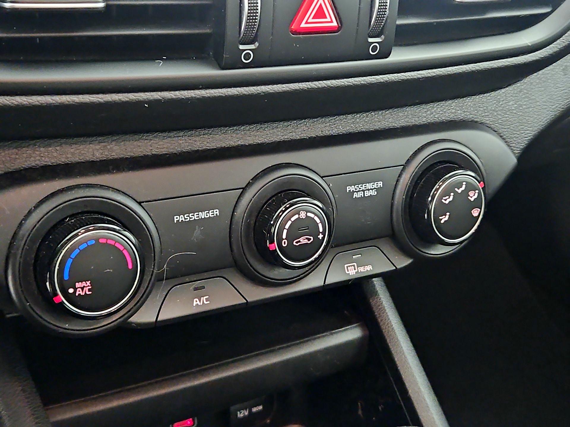 Thumbnail: 2023 Kia Forte - 16